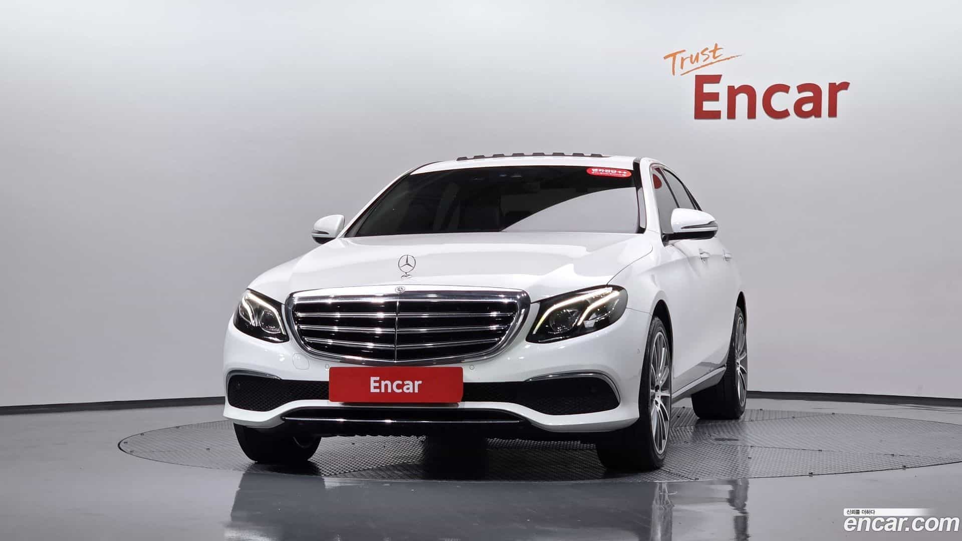 E-Class Mercedes-Benz 2019.5-OUTER-003