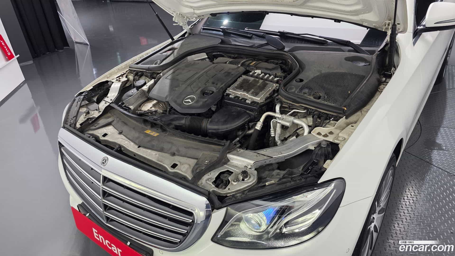 E-Class Mercedes-Benz 2019.5-OUTER-006