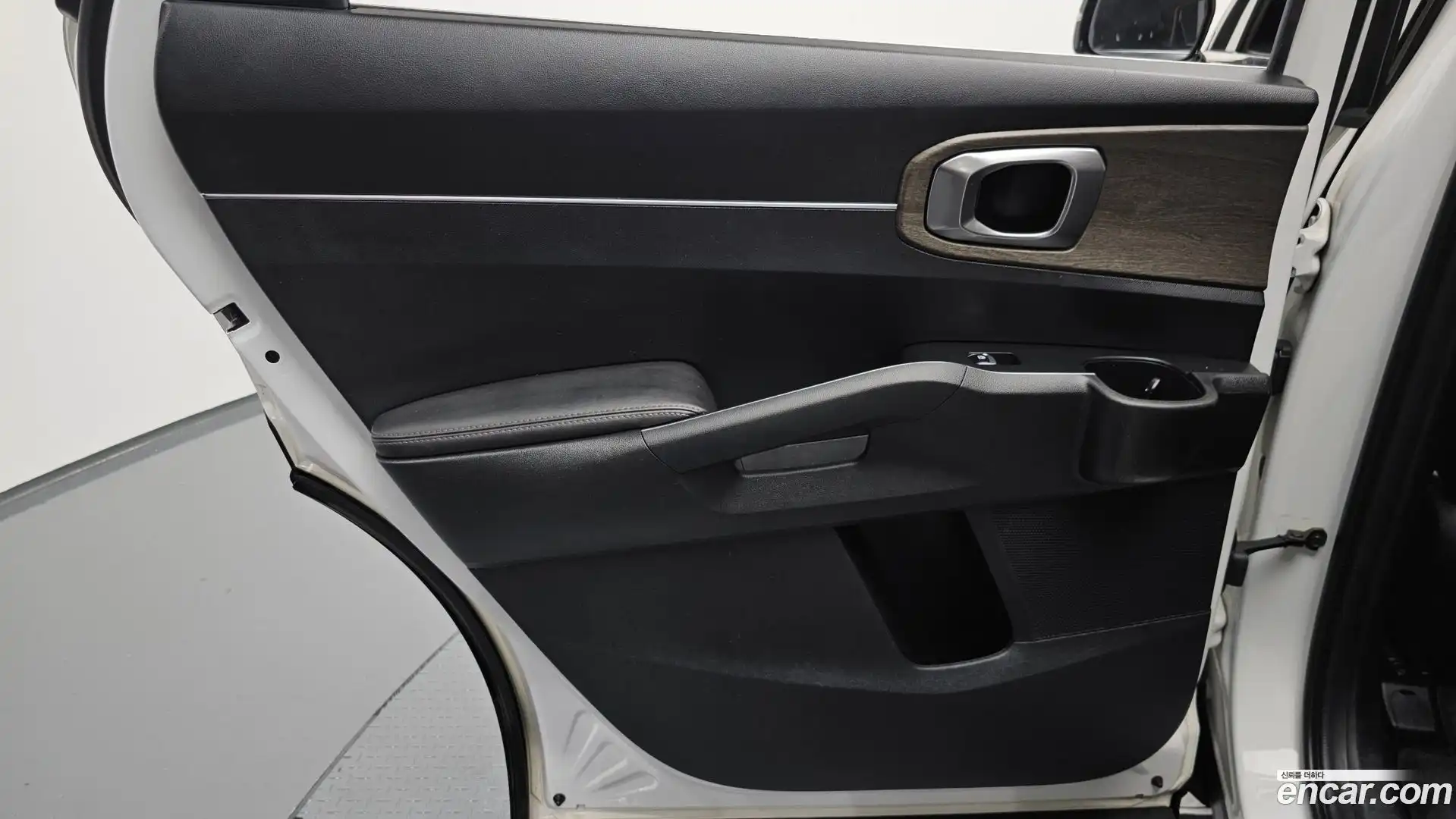 Sorento Kia 2022.7-INNER-035