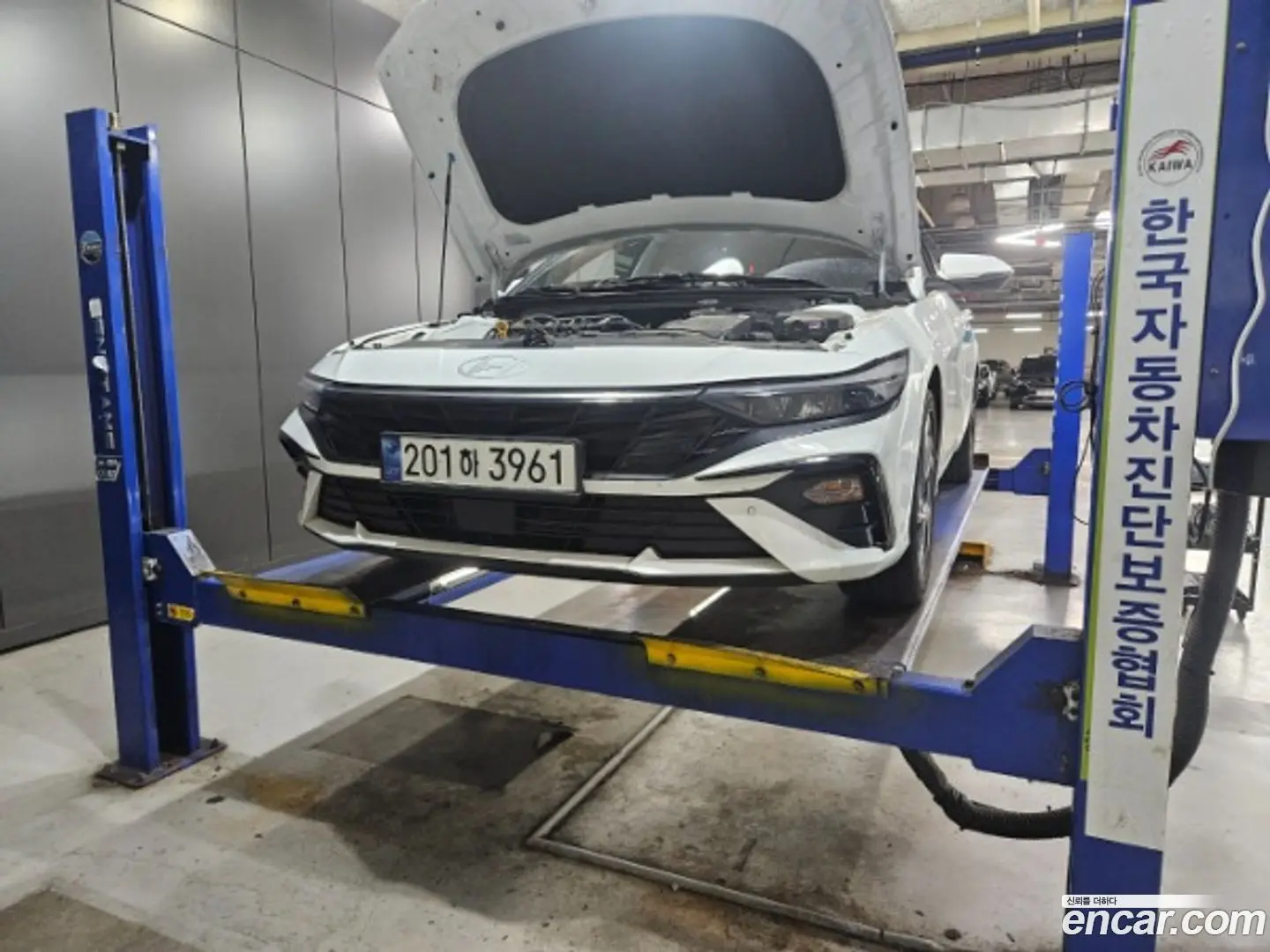 Main__Slider__Photo:AVANTE Hyundai 2024.10-0