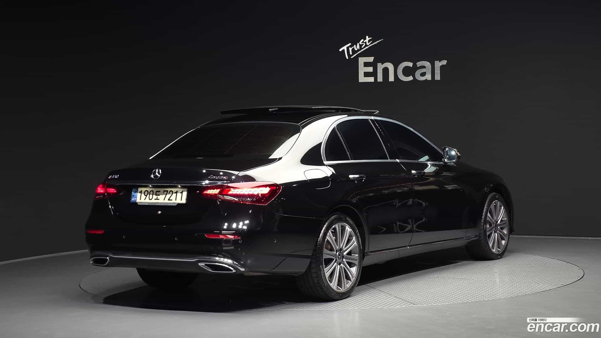 E-Class Mercedes-Benz 2022.2-OUTER-002