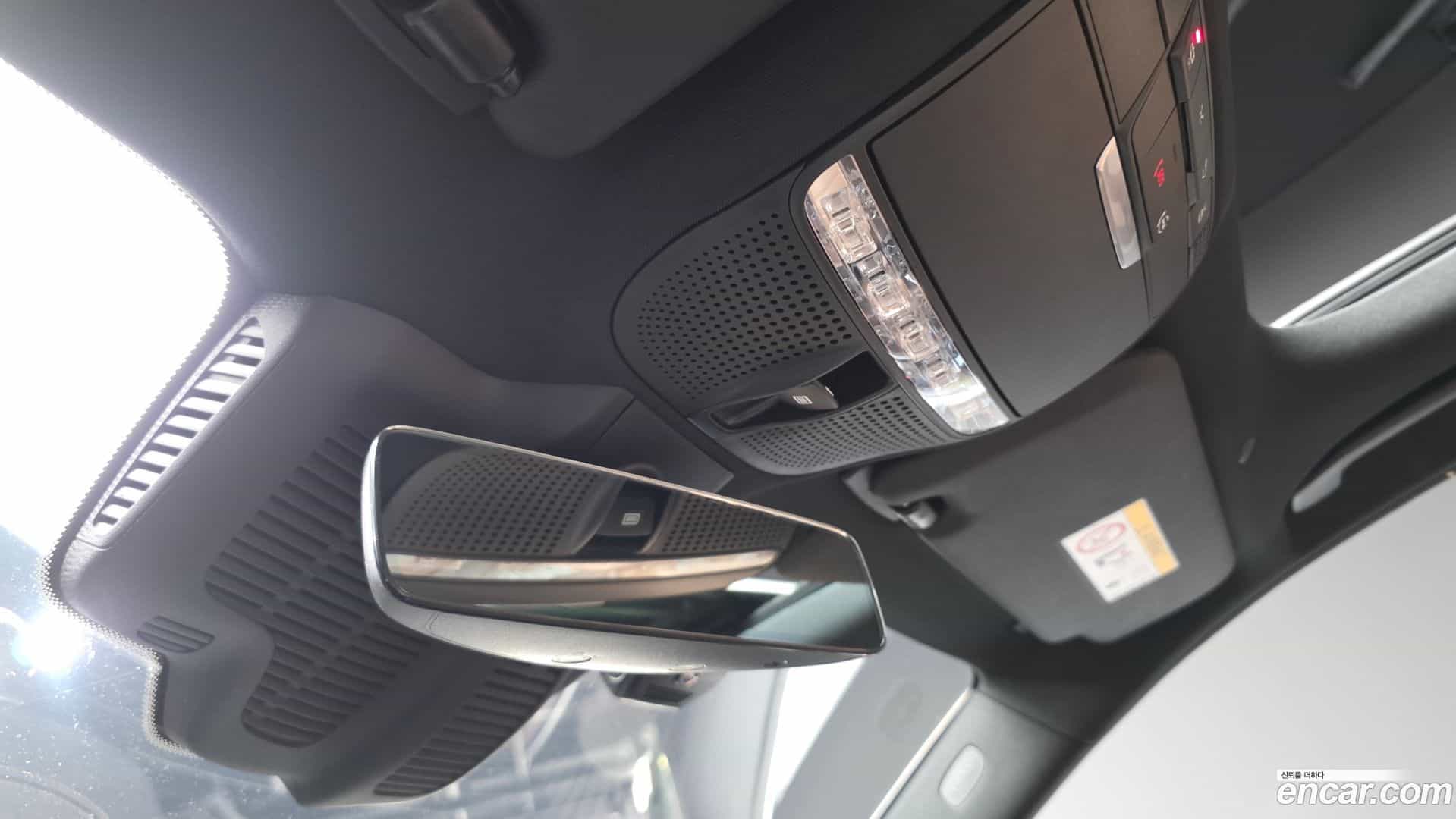 E-Class Mercedes-Benz 2022.2-OPTION-042
