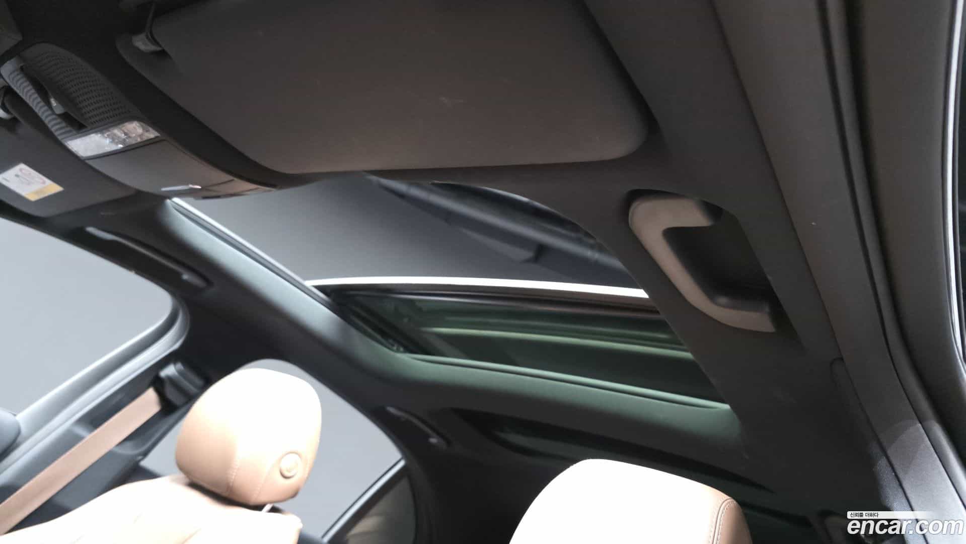 E-Class Mercedes-Benz 2022.2-OPTION-043