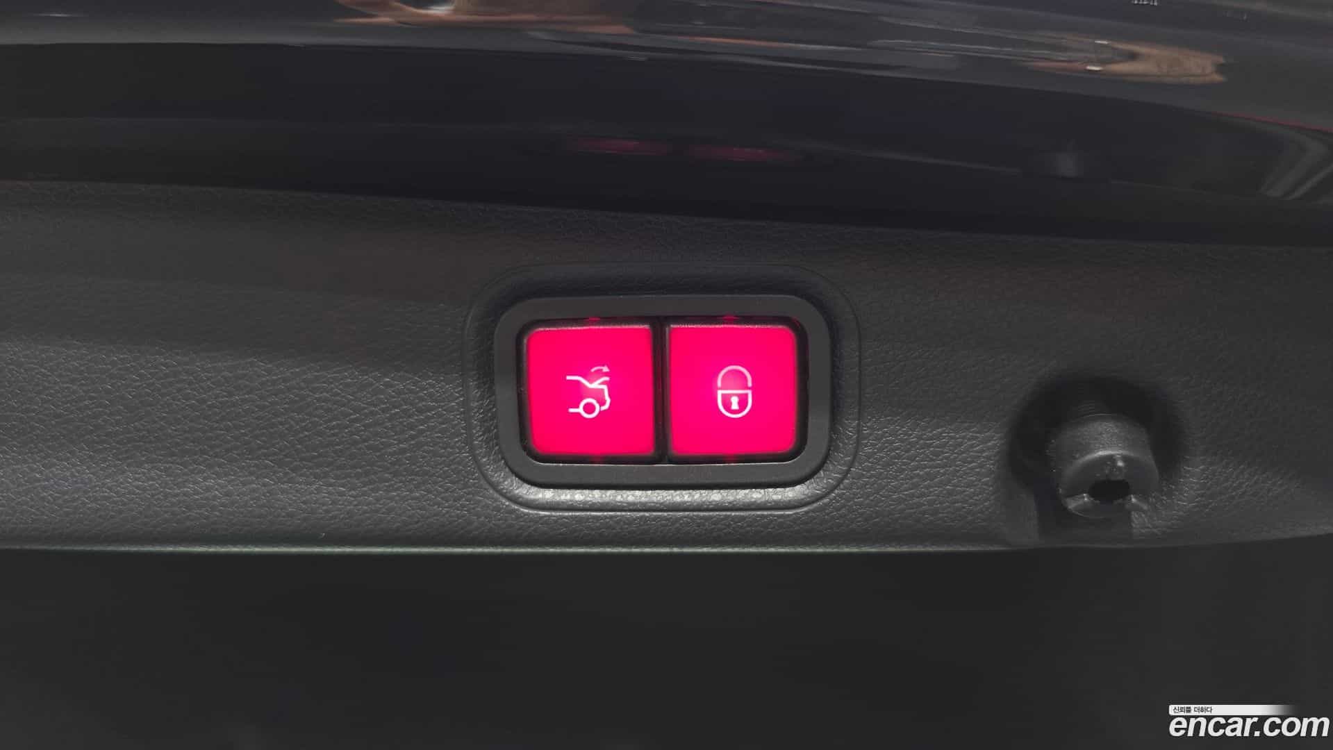 E-Class Mercedes-Benz 2022.2-OPTION-045