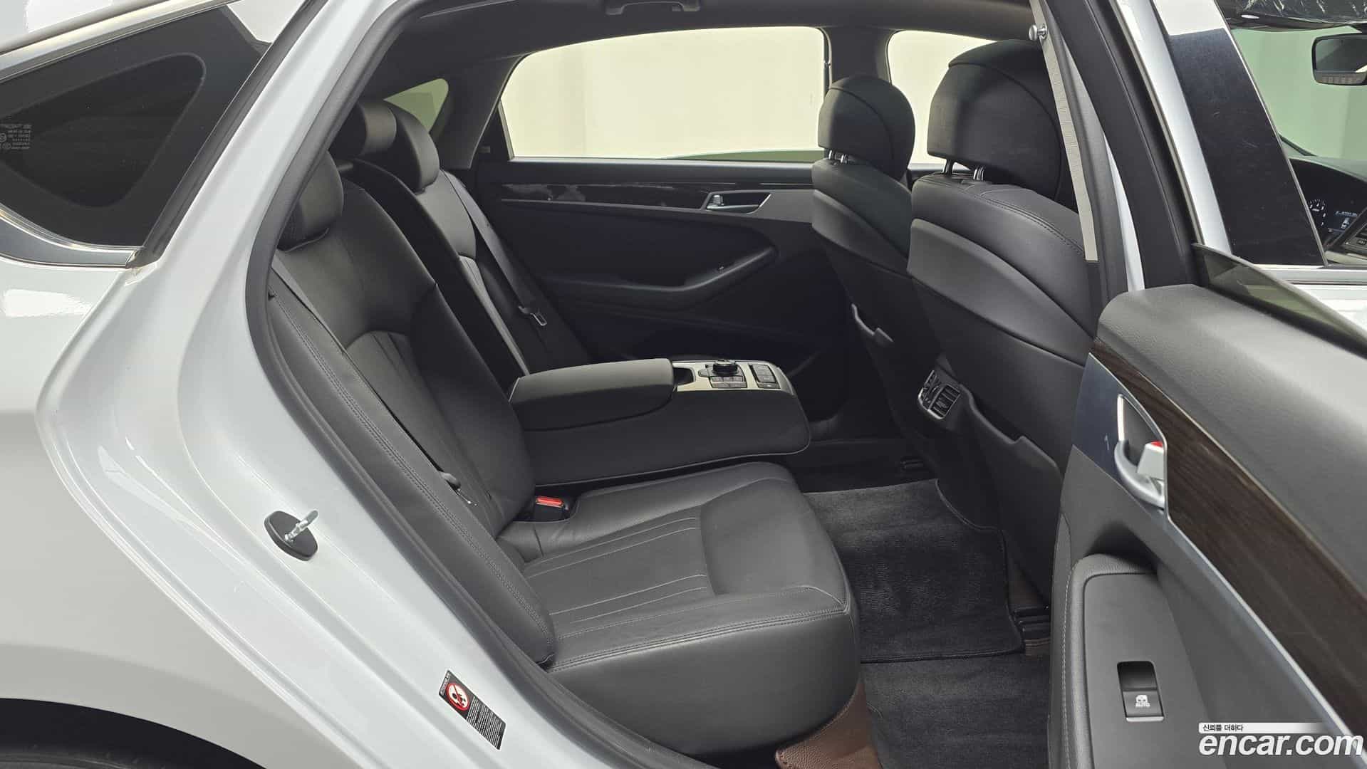 G80 Genesis 2016.9-OPTION-015