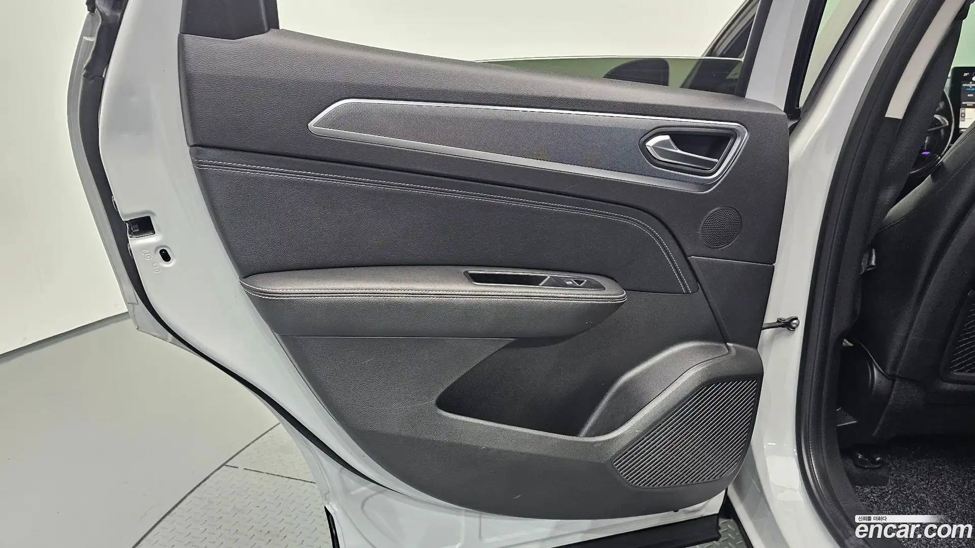 XM3 Renault Korea 2020.3-INNER-035