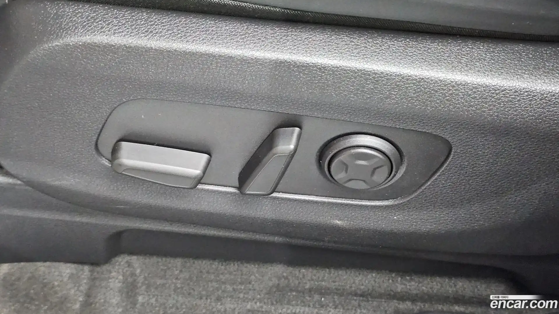 Canival Kia 2023.6-OPTION-023