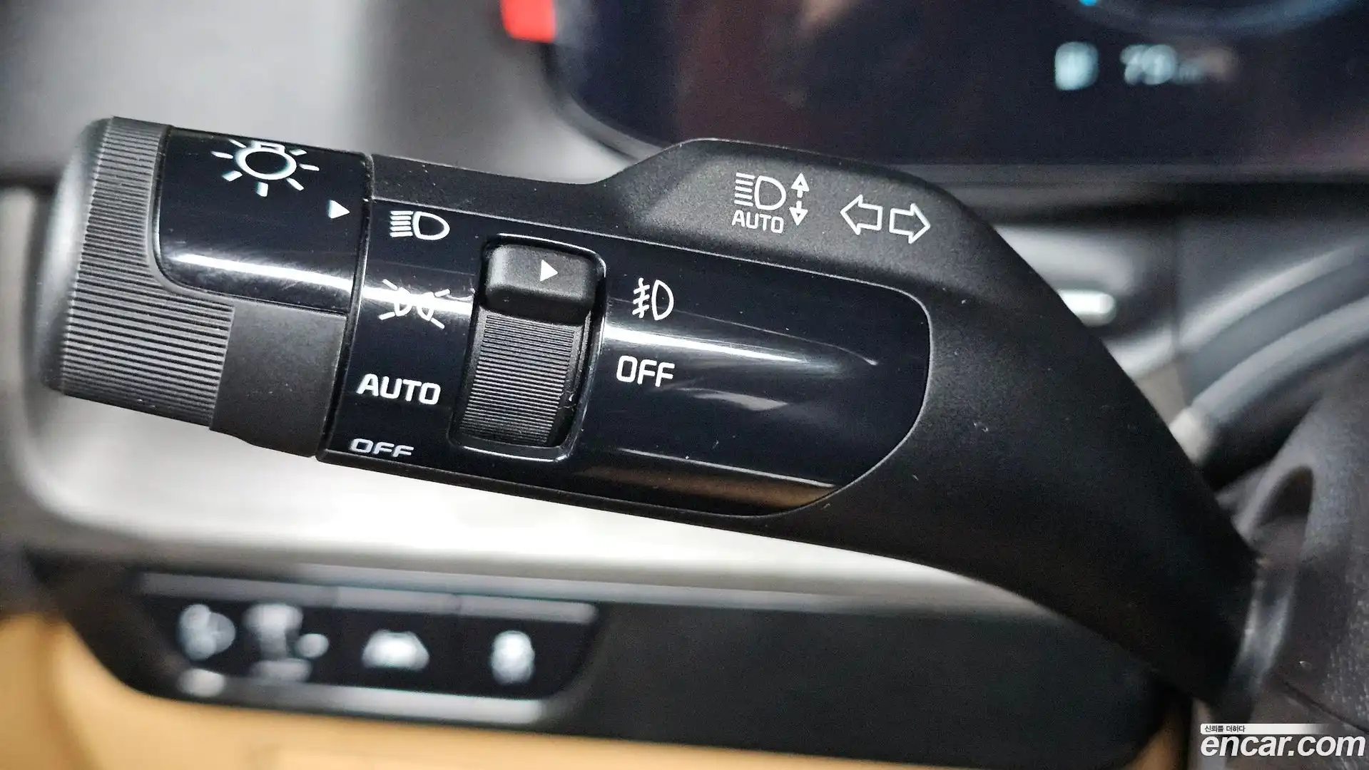 Canival Kia 2023.6-OPTION-044