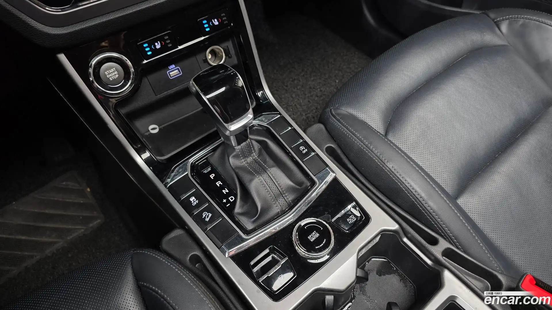 KORANDO KG Mobility 2019.4-INNER-009