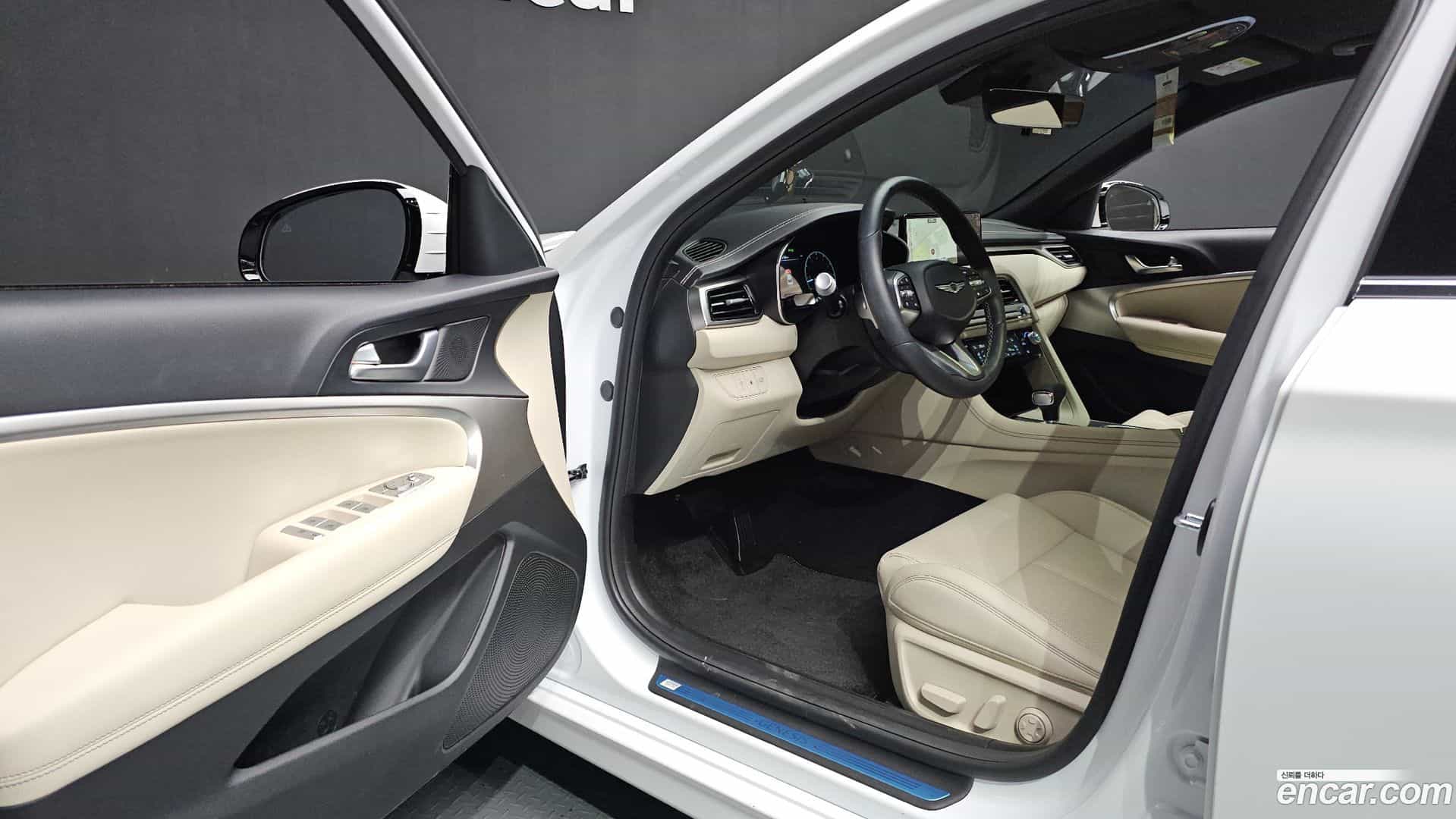 G70 Genesis 2024.3-INNER-010