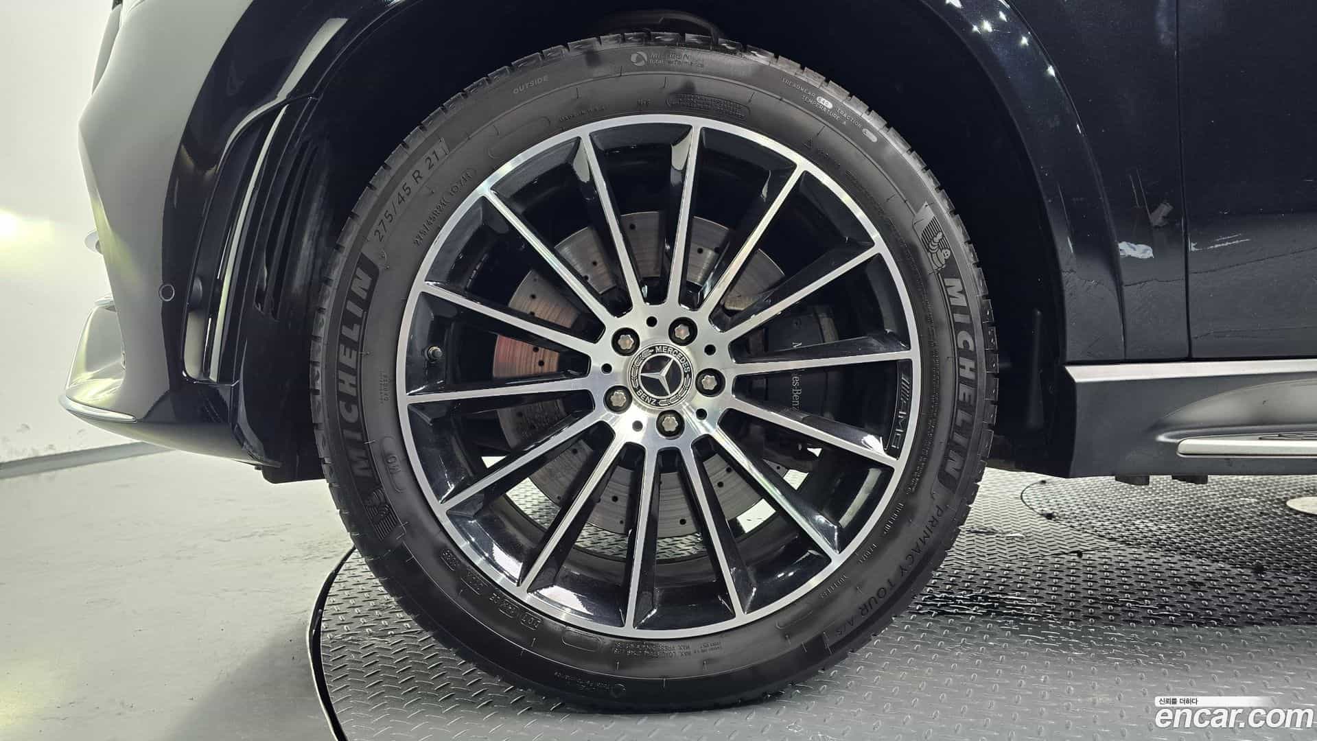 GLE-Class Mercedes-Benz 2023.2-OUTER-005