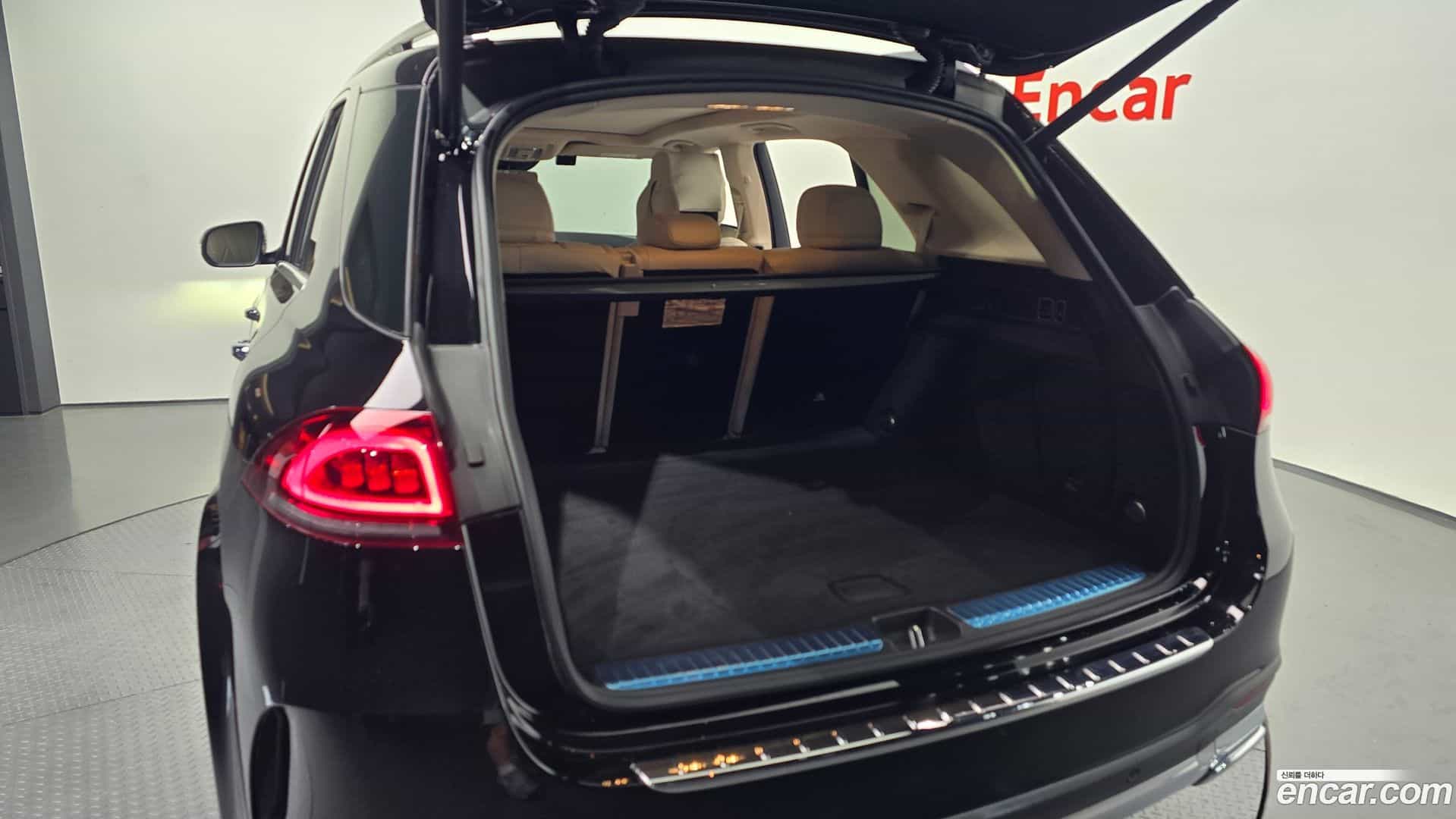 GLE-Class Mercedes-Benz 2023.2-OPTION-024