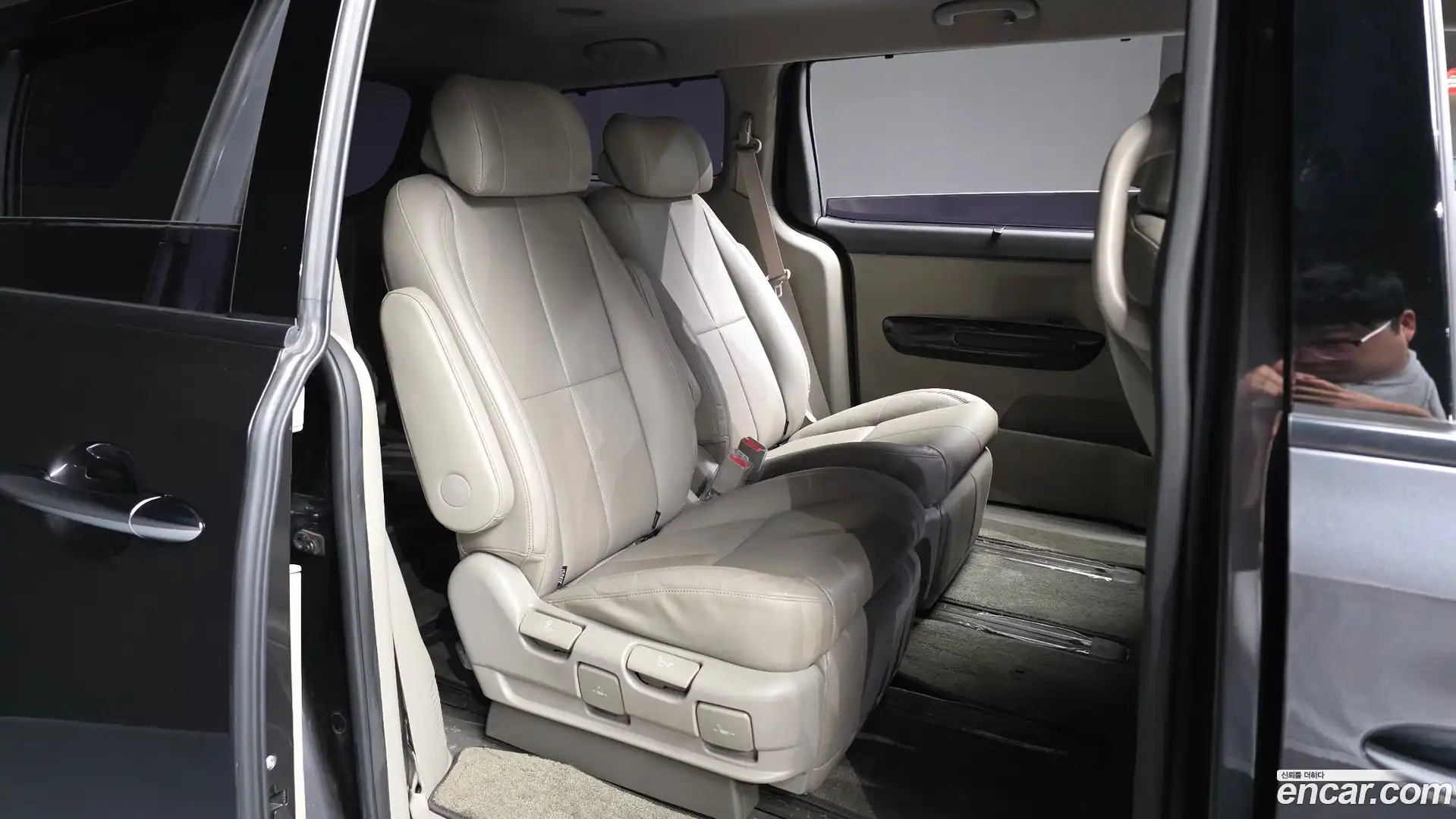 Canival Kia 2016.6-OPTION-016