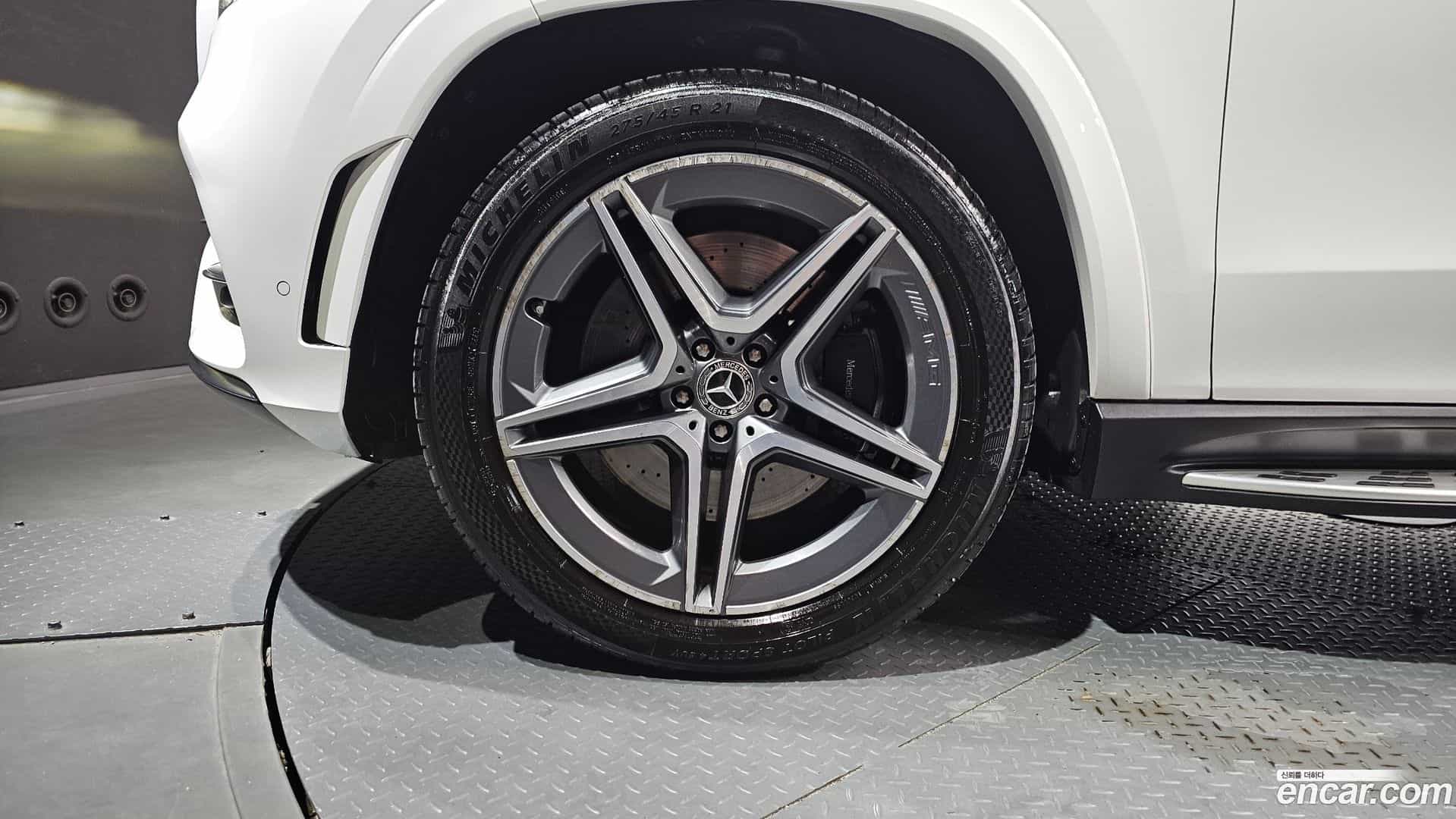 GLS-Class Mercedes-Benz 2020.11-OUTER-005