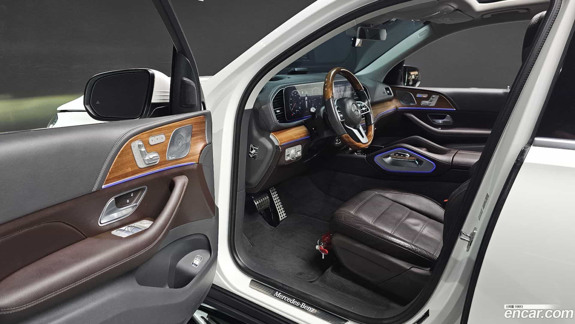 GLS-Class Mercedes-Benz 2020.11-INNER-010