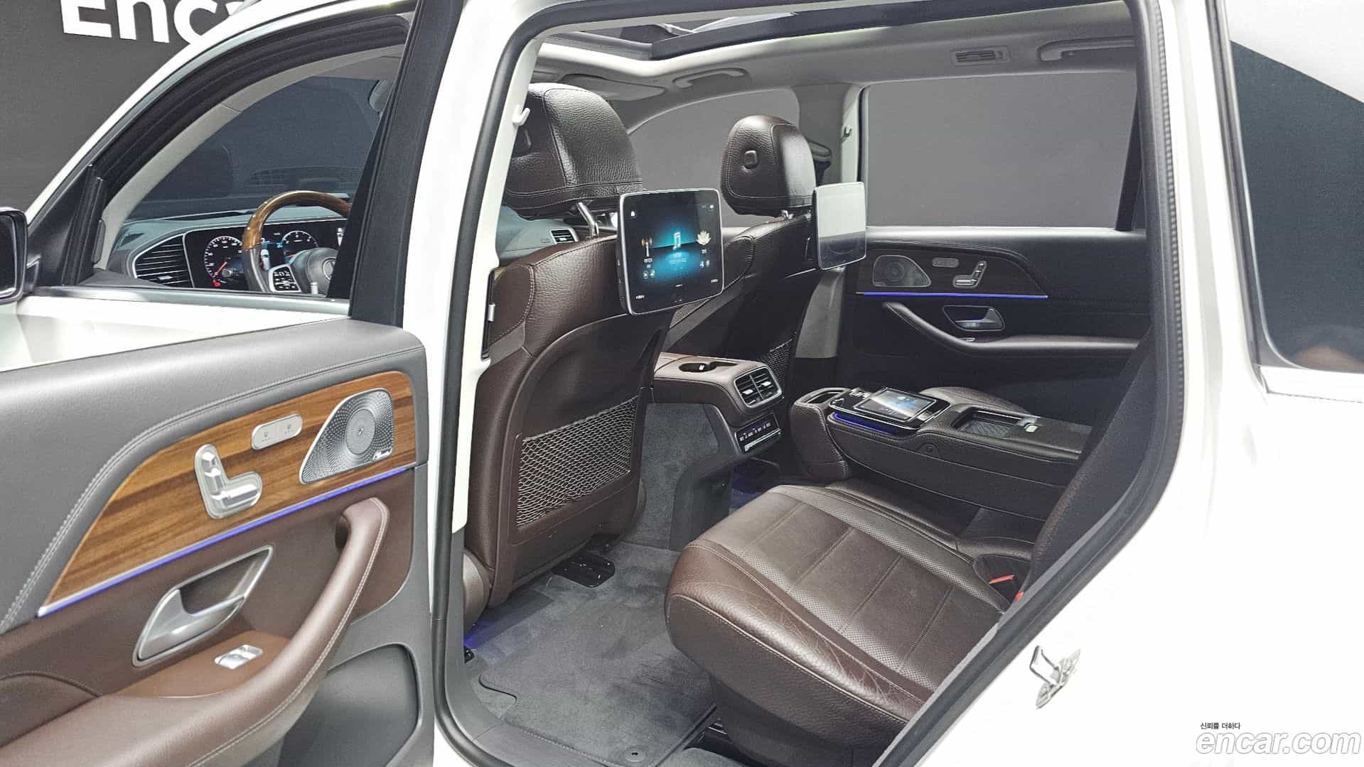 GLS-Class Mercedes-Benz 2020.11-OPTION-015