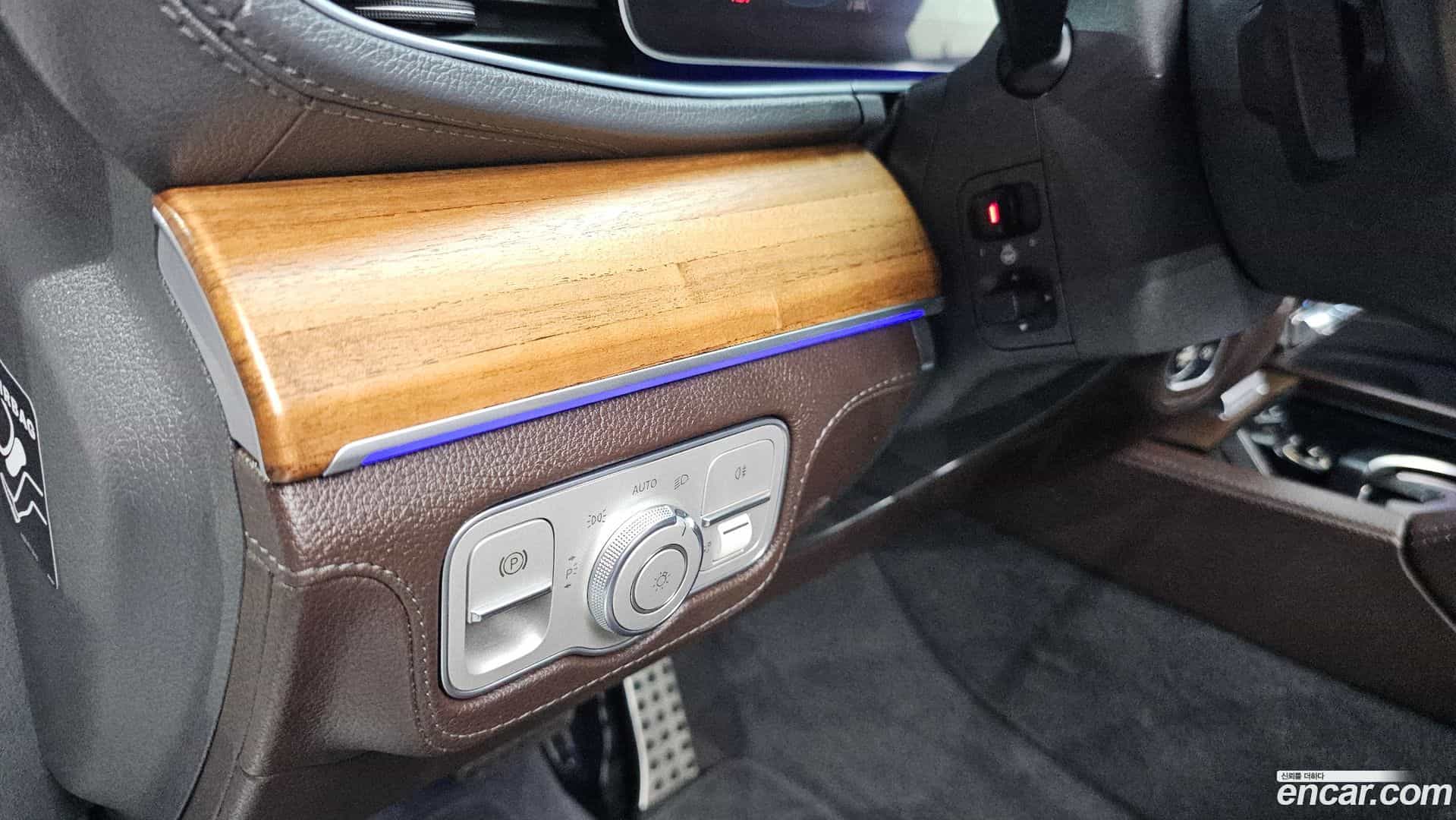 GLS-Class Mercedes-Benz 2020.11-OPTION-020