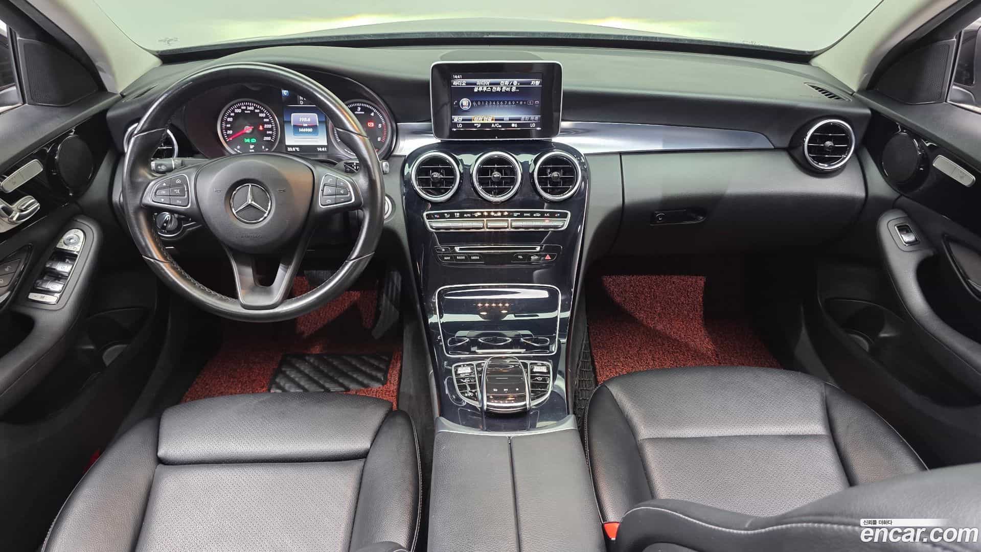 C-Class Mercedes-Benz 2016.8-INNER-007