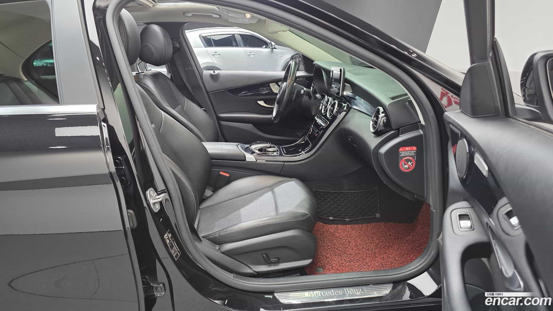 C-Class Mercedes-Benz 2016.8-OPTION-015