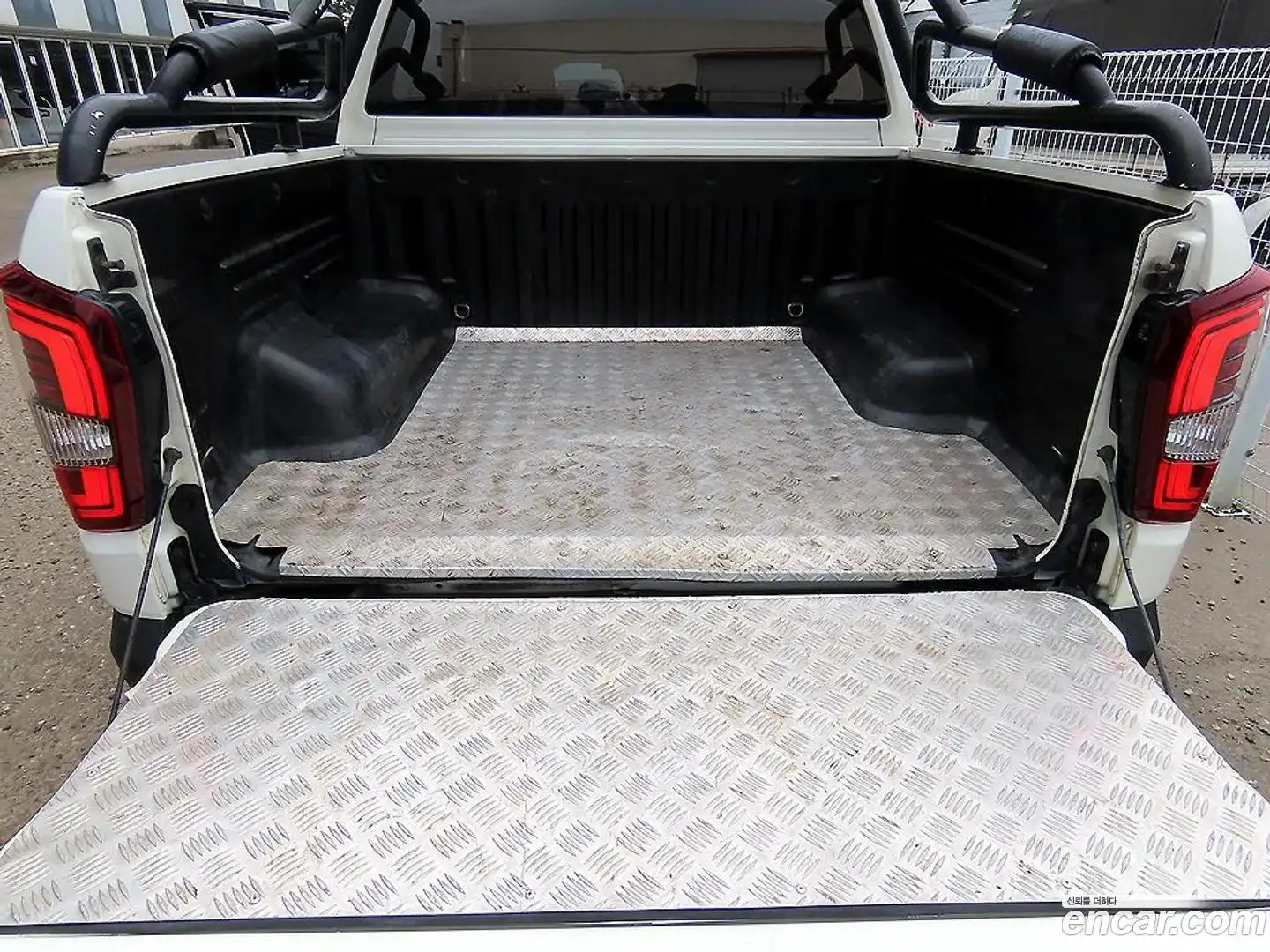 Rexton KG Mobility 2021.8-OUTER-005