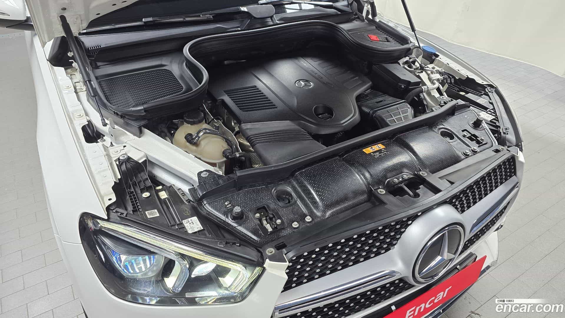 GLE-Class Mercedes-Benz 2019.11-OUTER-006