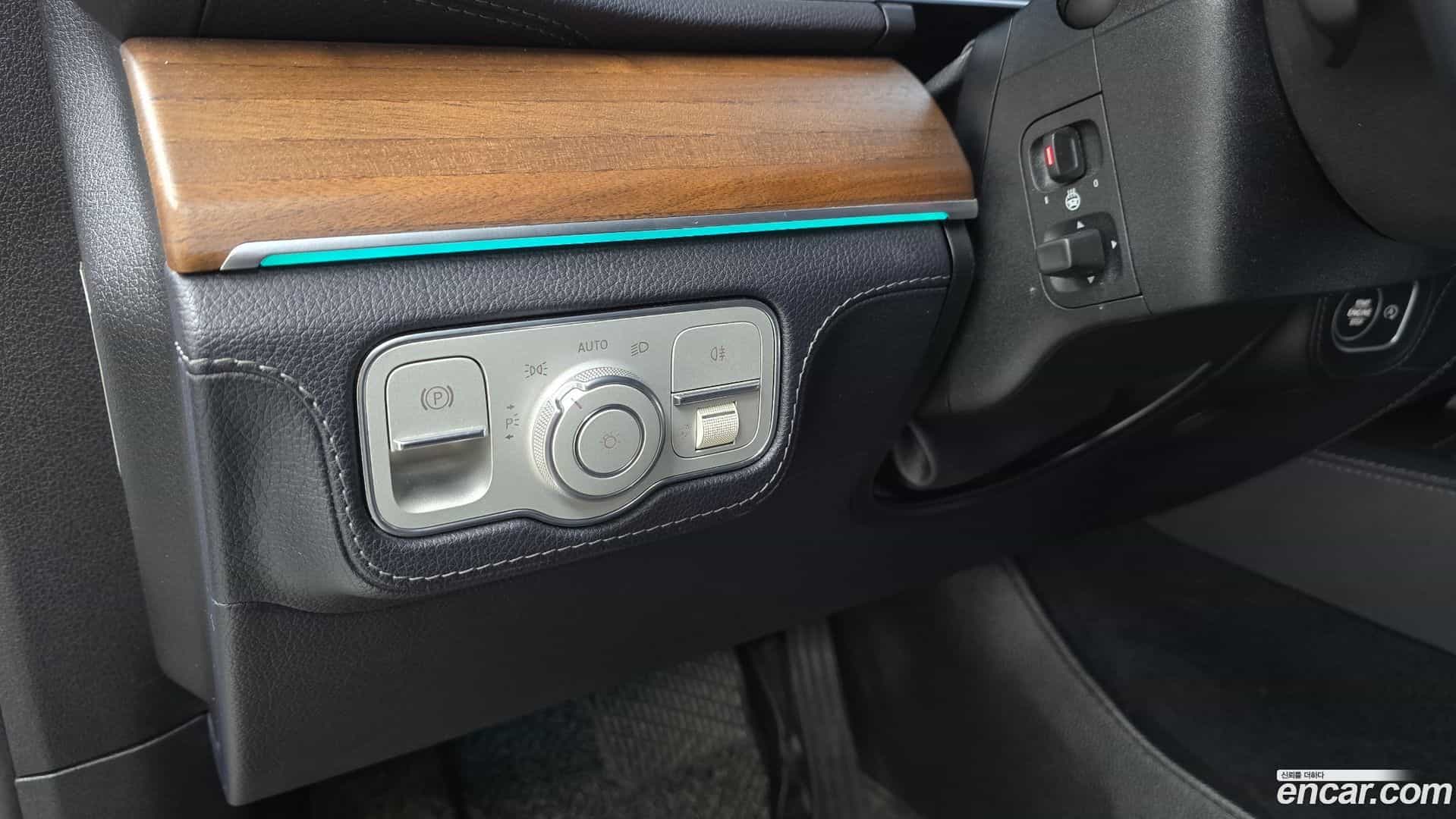 GLE-Class Mercedes-Benz 2019.11-OPTION-023