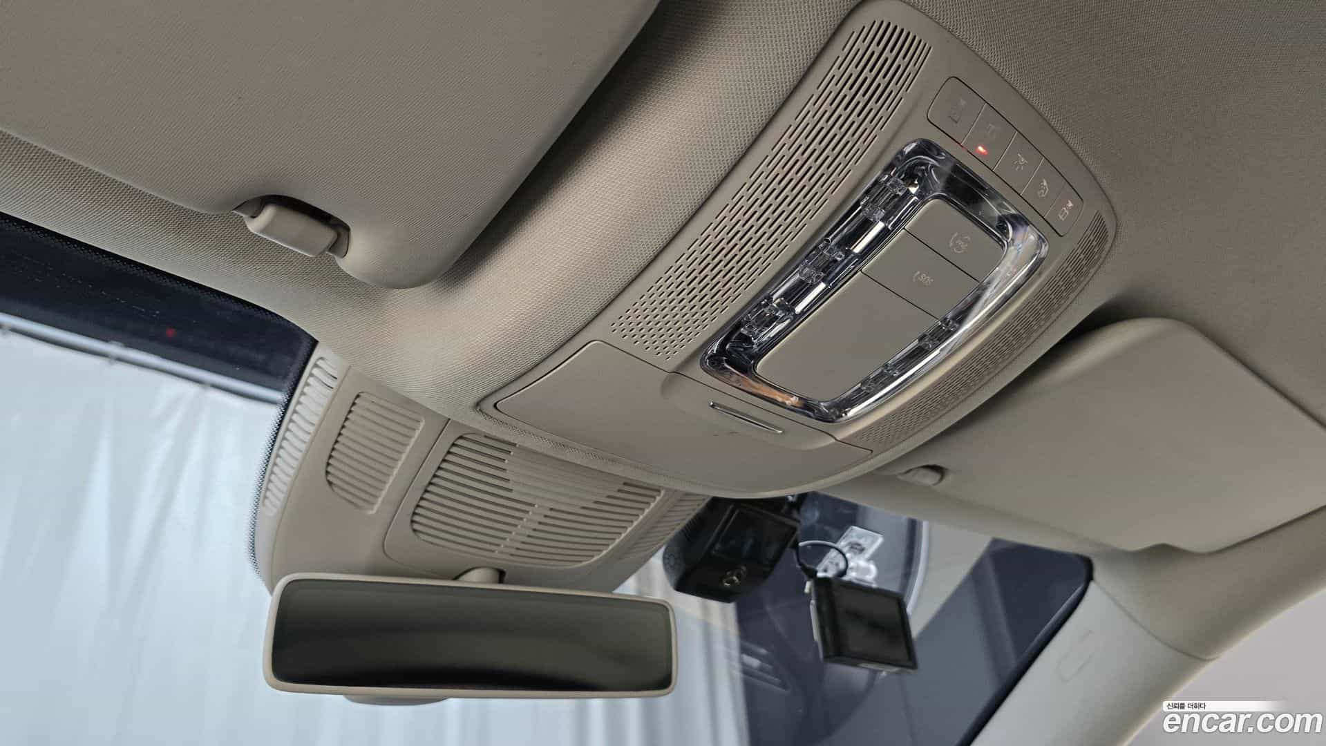 GLE-Class Mercedes-Benz 2019.11-OPTION-040