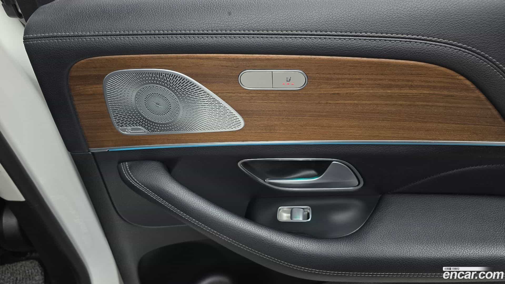 GLE-Class Mercedes-Benz 2019.11-OPTION-041