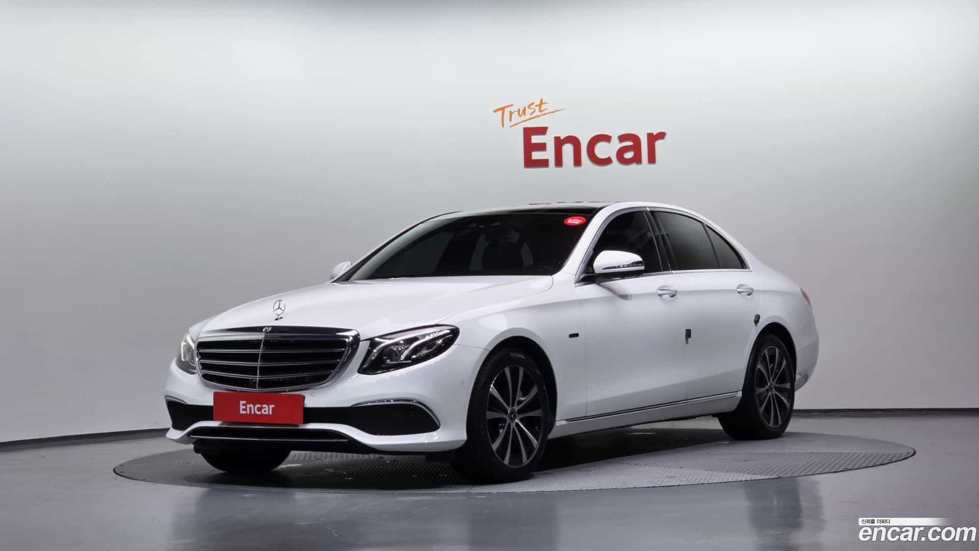 E-Class Mercedes-Benz 2019.11-OUTER-001