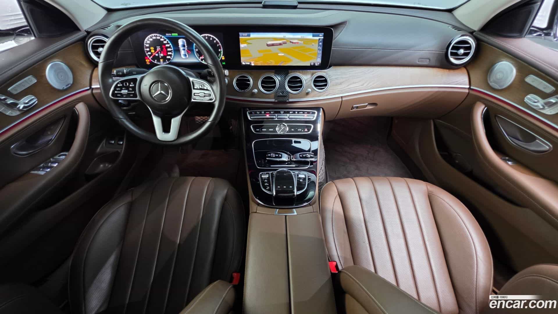 E-Class Mercedes-Benz 2019.11-INNER-007