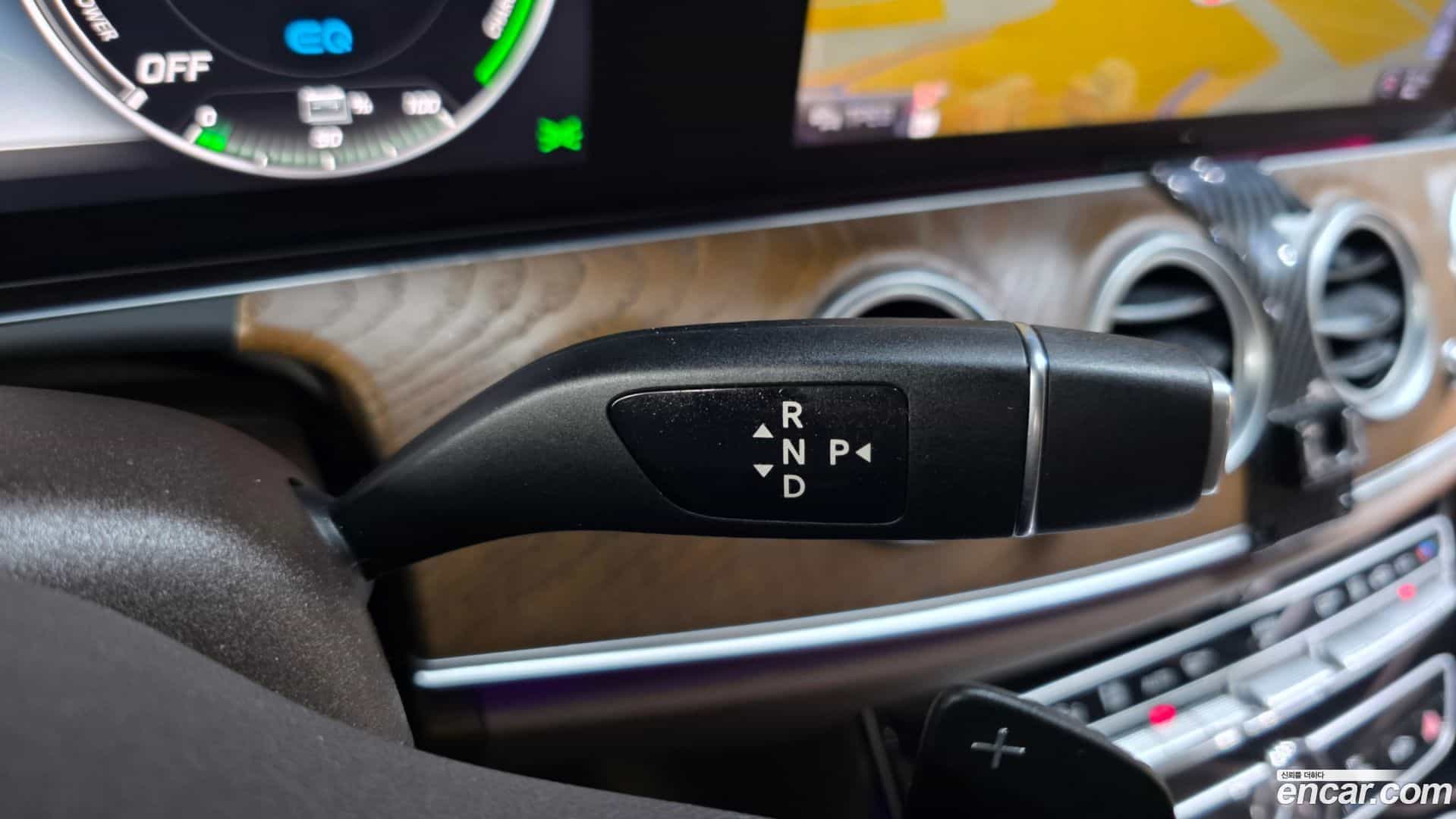 E-Class Mercedes-Benz 2019.11-INNER-009