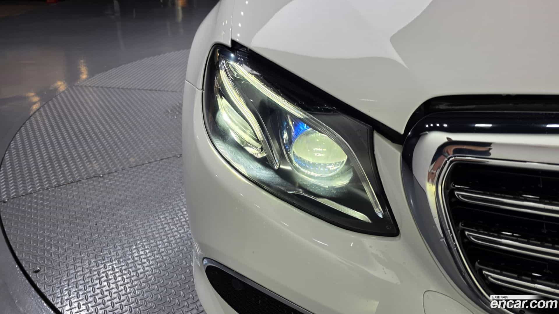 E-Class Mercedes-Benz 2019.11-OUTER-032