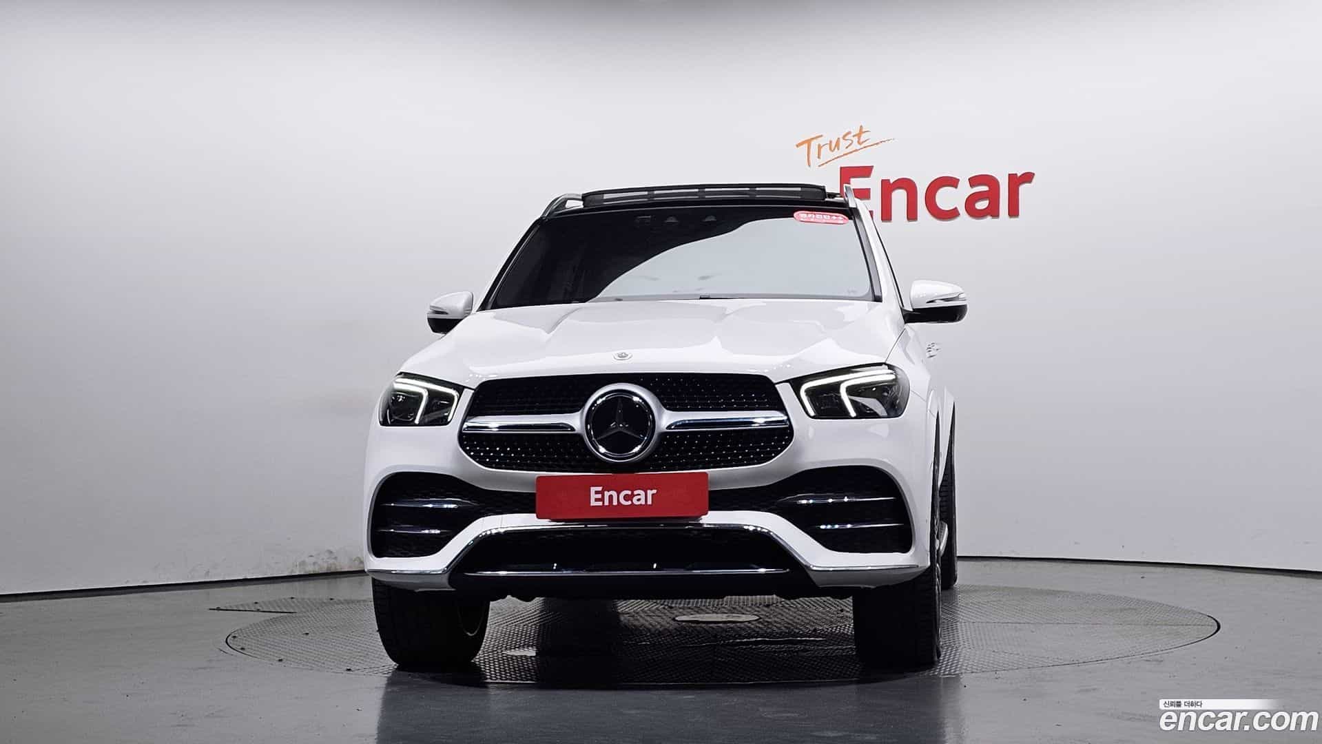 GLE-Class Mercedes-Benz 2023.5-OUTER-003