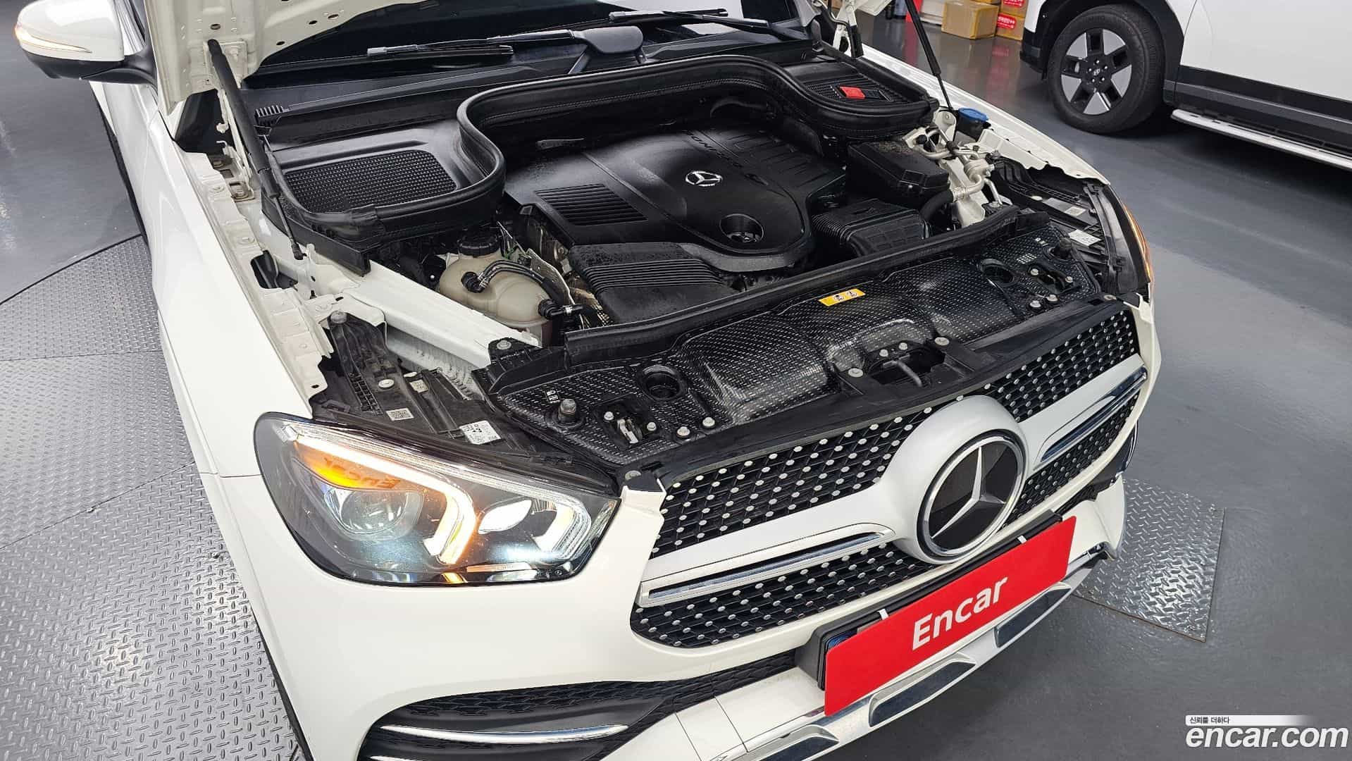 GLE-Class Mercedes-Benz 2023.5-OUTER-006
