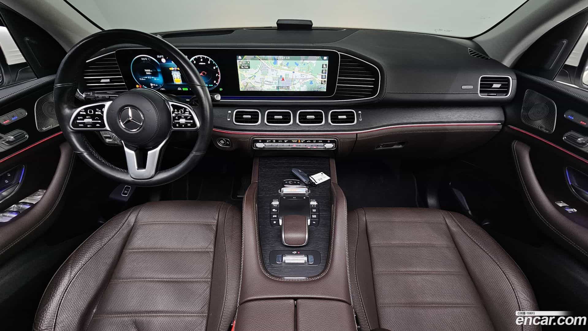 GLE-Class Mercedes-Benz 2023.5-INNER-007