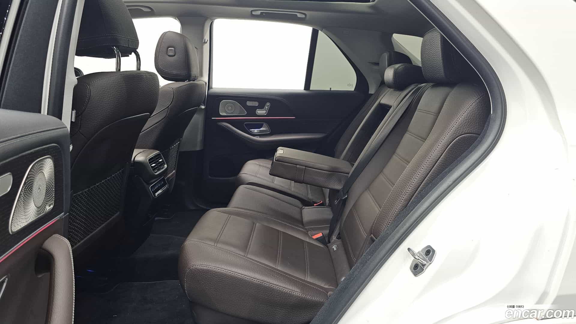 GLE-Class Mercedes-Benz 2023.5-OPTION-016