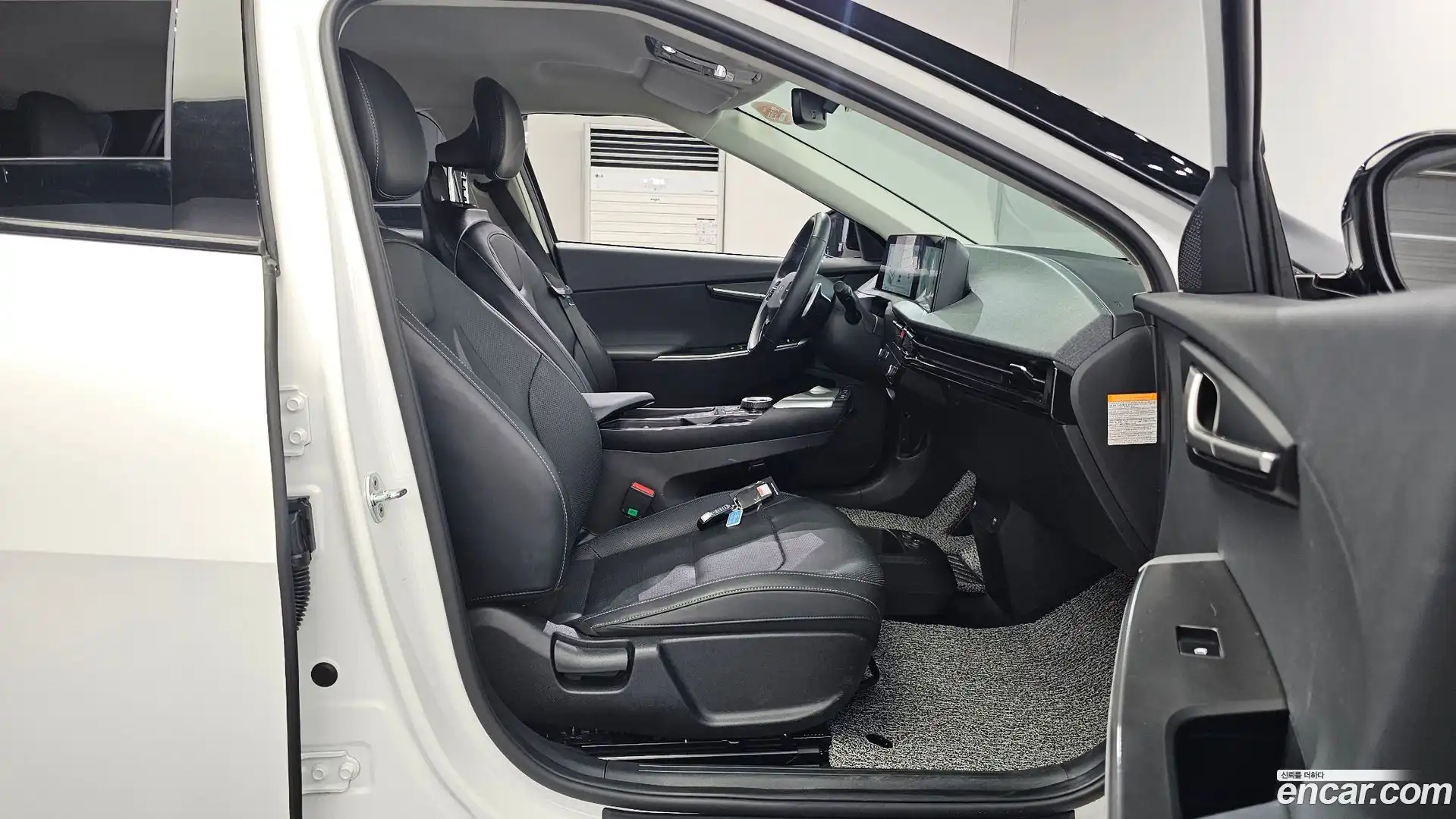 EV6 Kia 2021.8-INNER-036