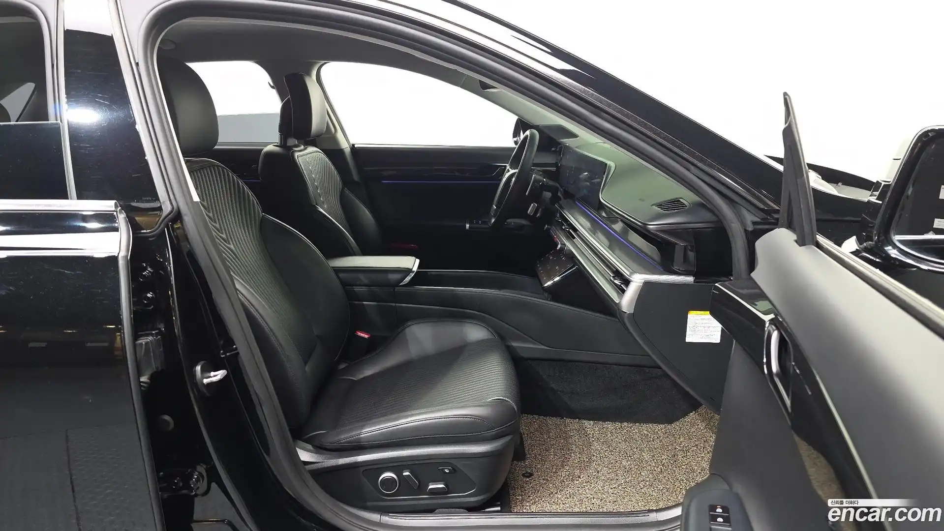 Grandeur Hyundai 2023.3-OPTION-015