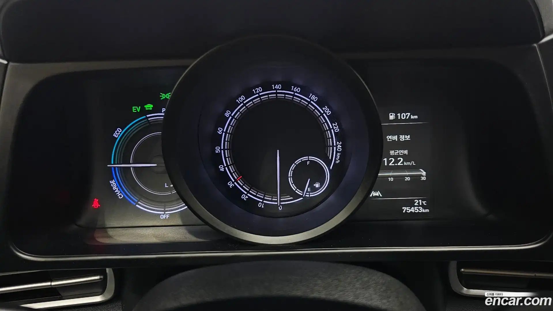 AVANTE Hyundai 2021.6-INNER-008