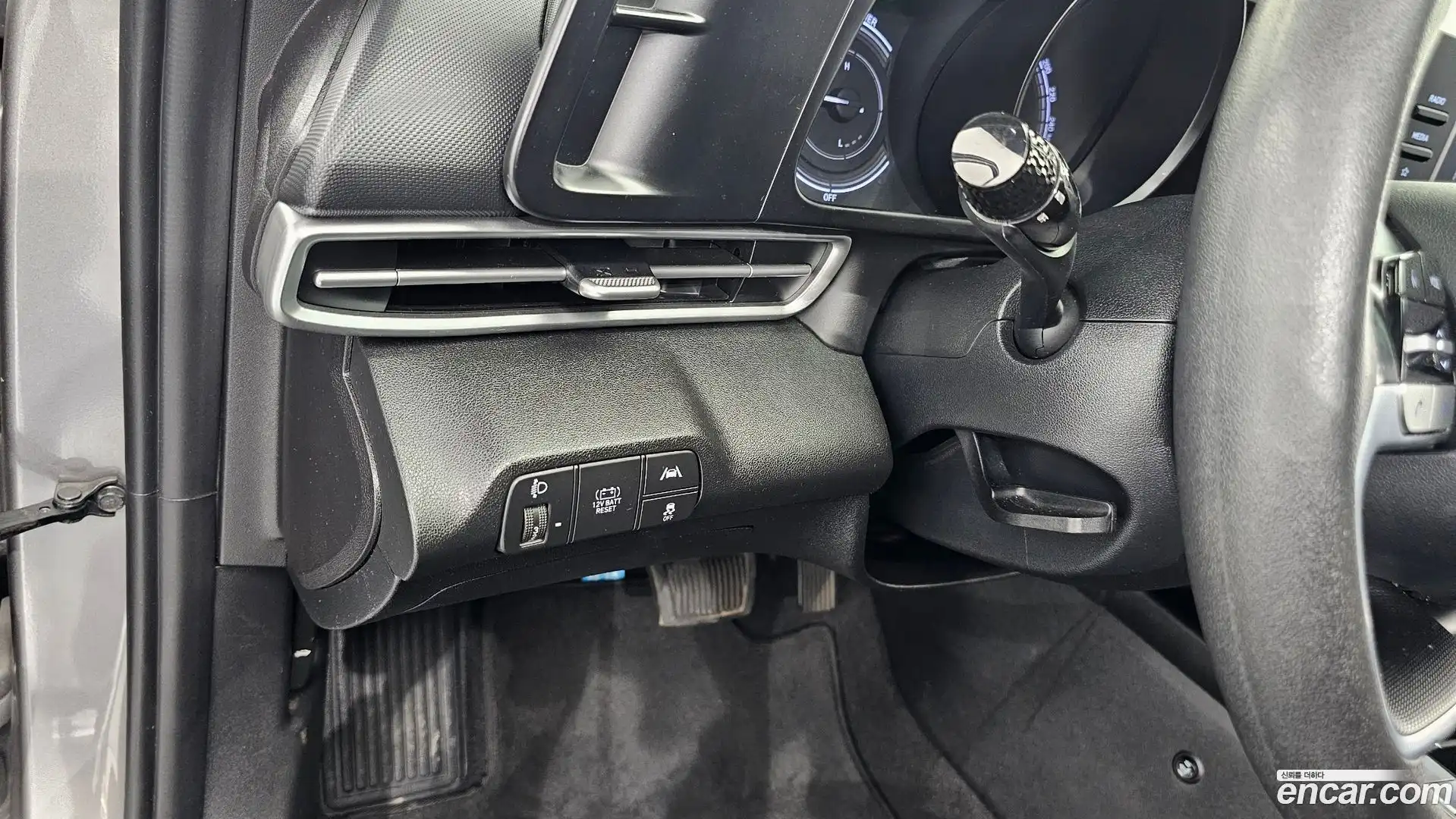 AVANTE Hyundai 2021.6-OPTION-021