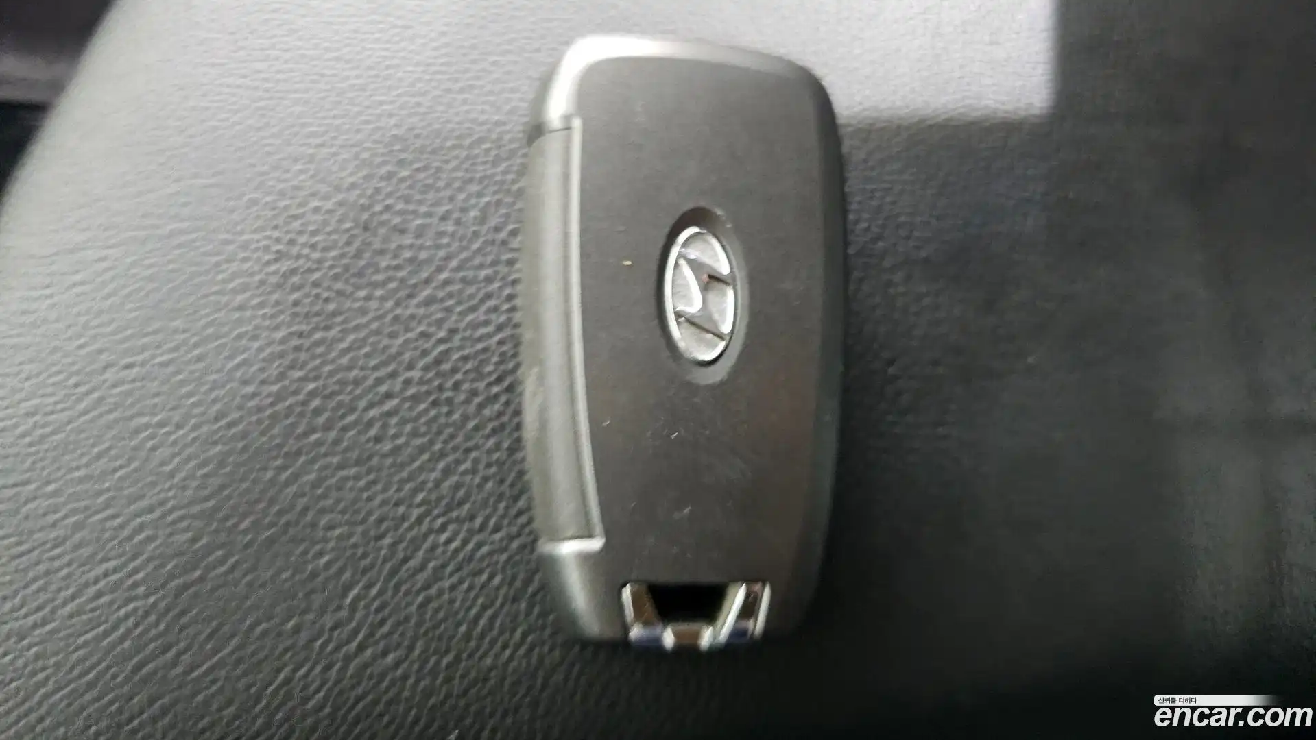 AVANTE Hyundai 2021.6-OPTION-041