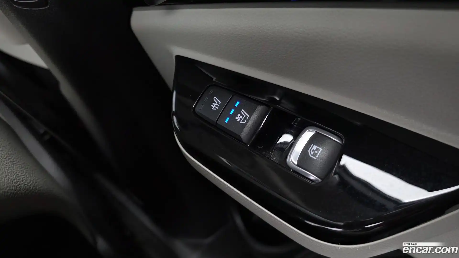 Canival Kia 2022.4-OPTION-042