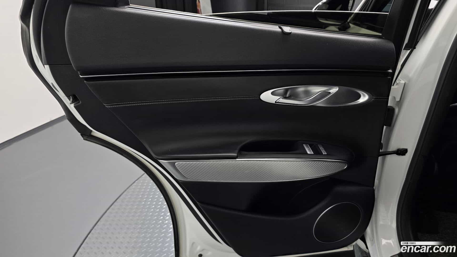 GV70 Genesis 2021.2-INNER-035