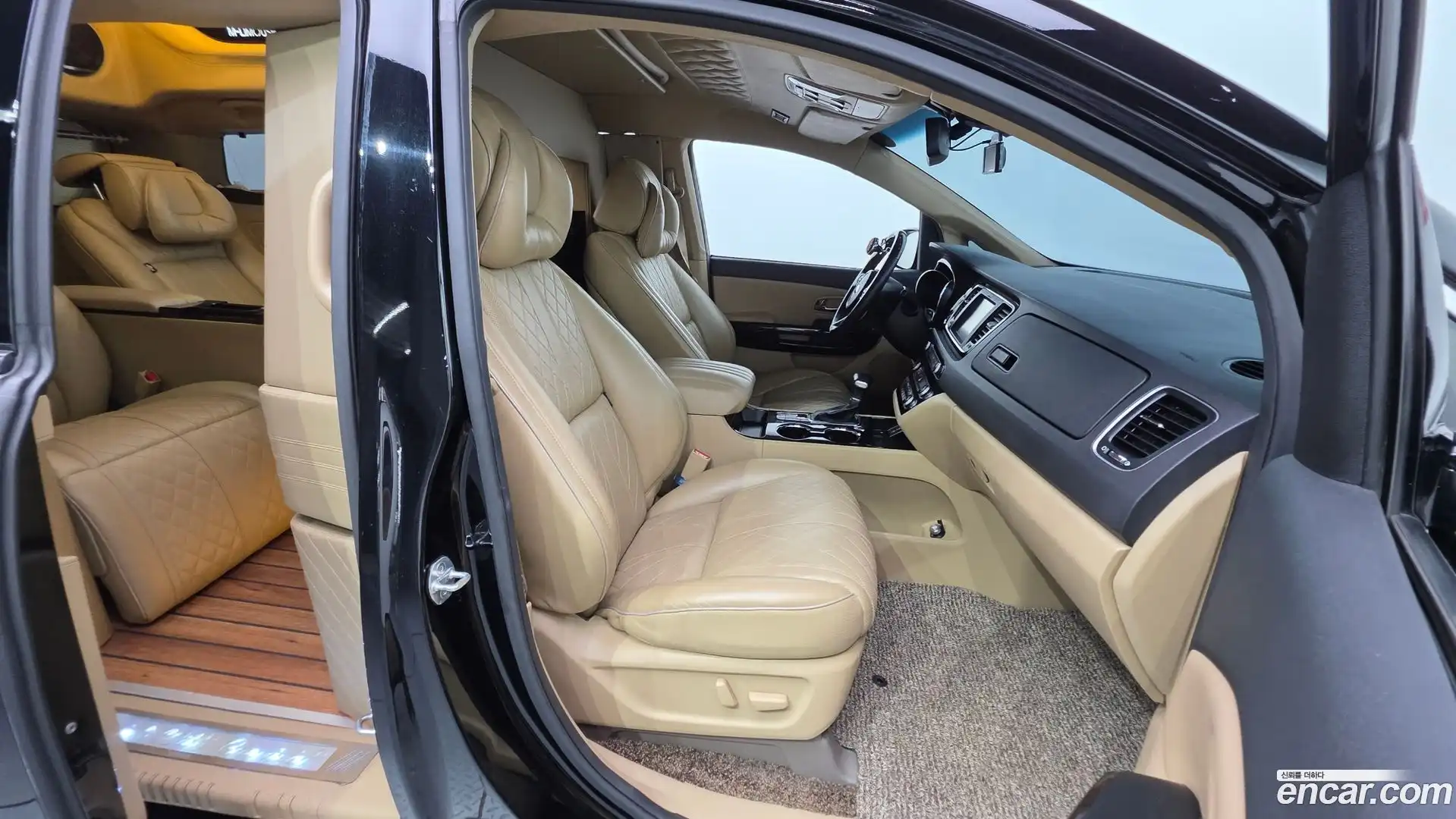 Canival Kia 2018.9-INNER-010