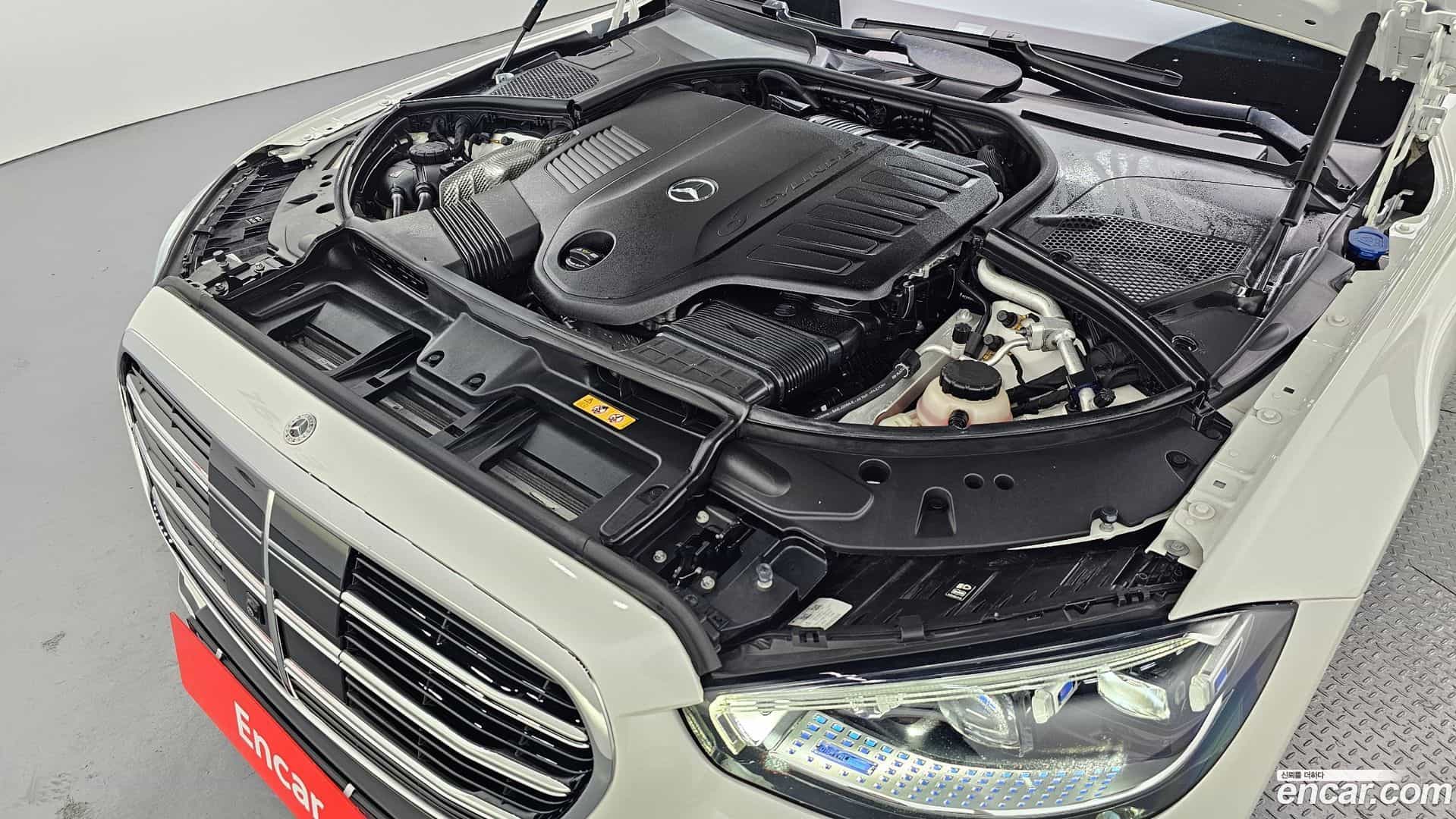 S-Class Mercedes-Benz 2023.7-OUTER-006