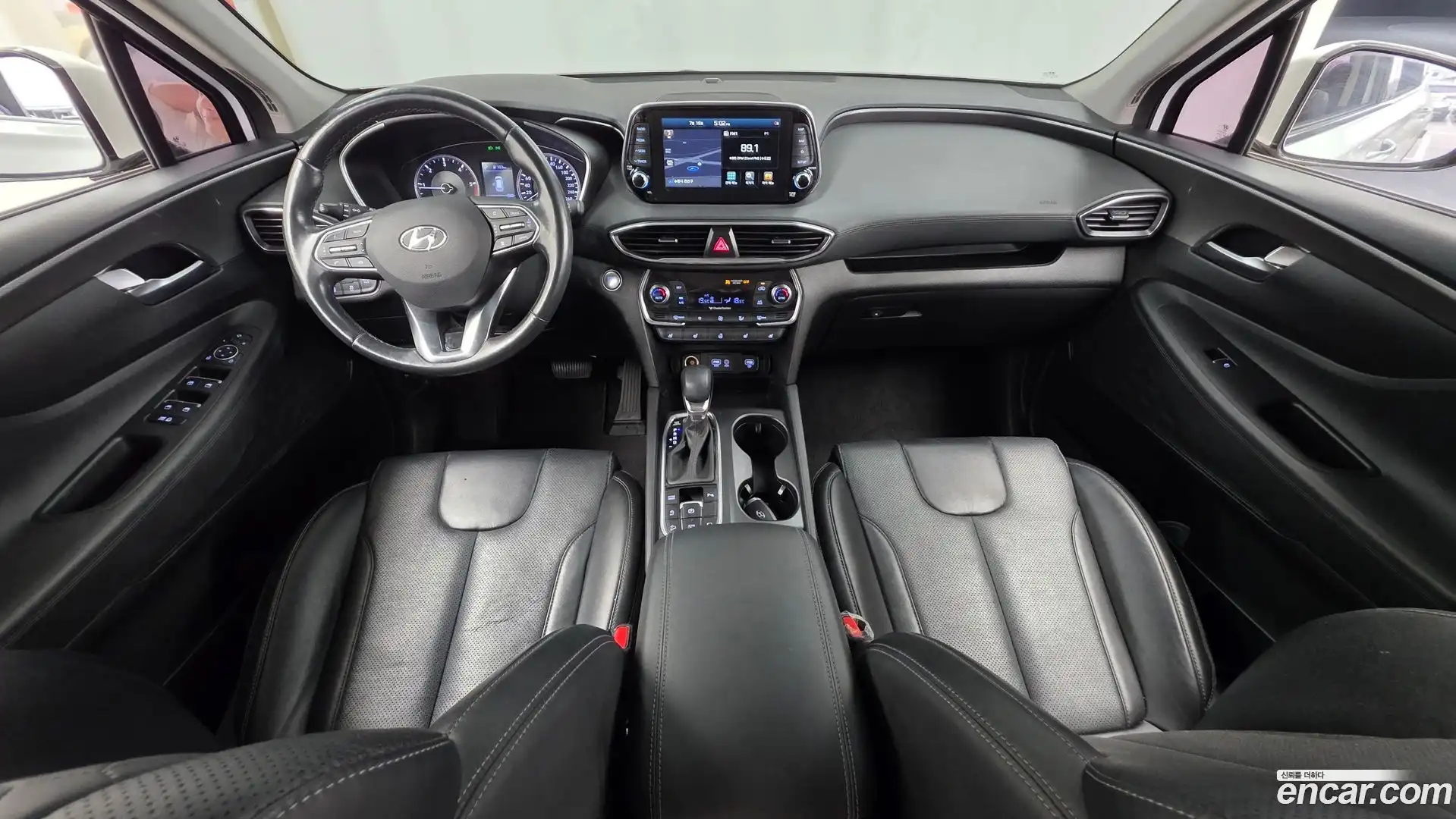 Santafe Hyundai 2019.10-INNER-007