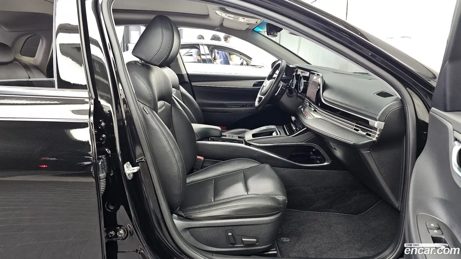Grandeur Hyundai 2022.4-OPTION-015