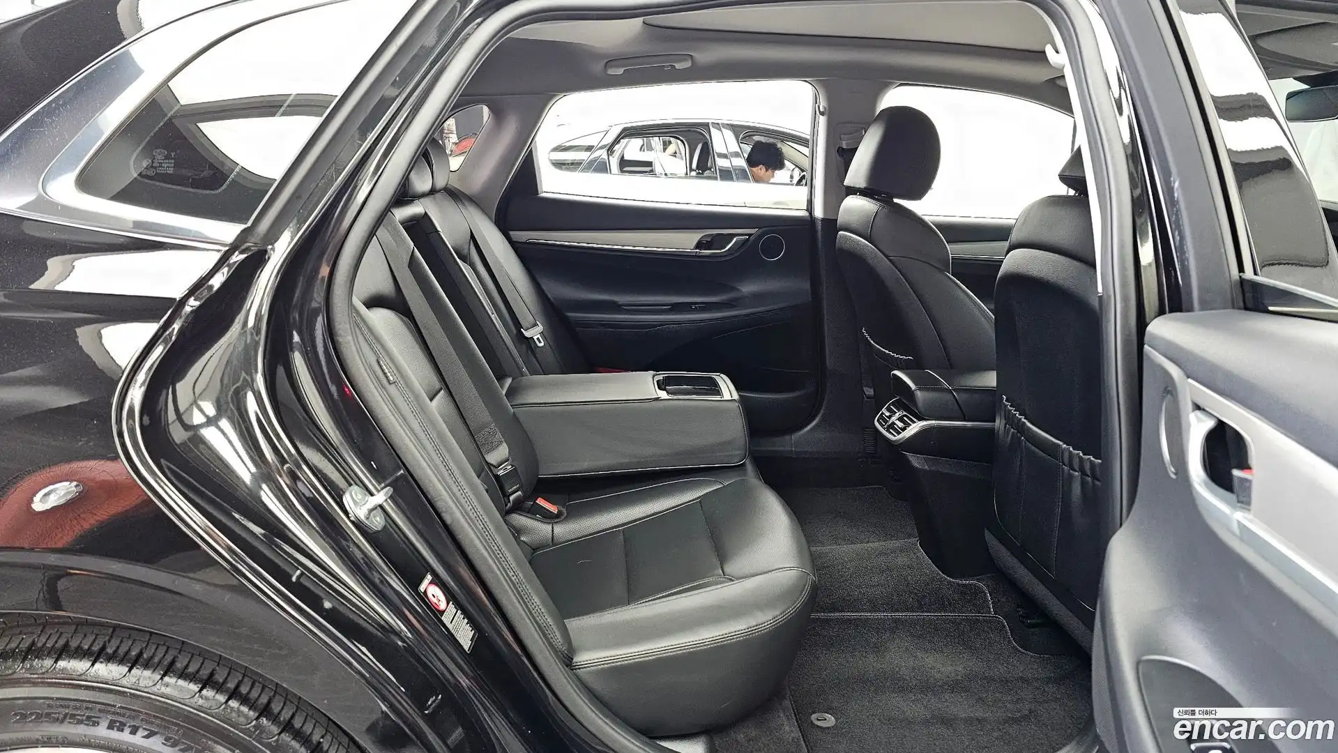 Grandeur Hyundai 2022.4-OPTION-016