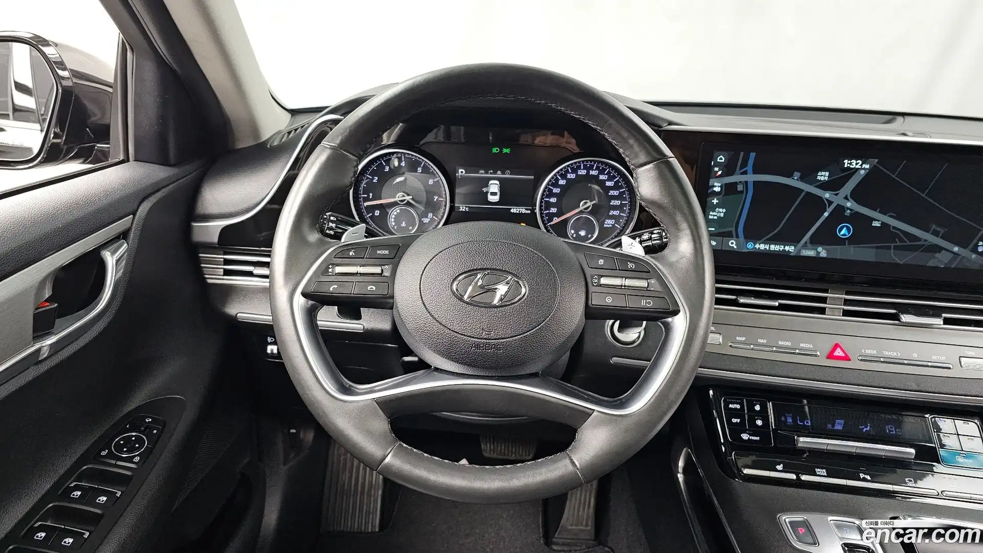 Grandeur Hyundai 2022.4-OPTION-017