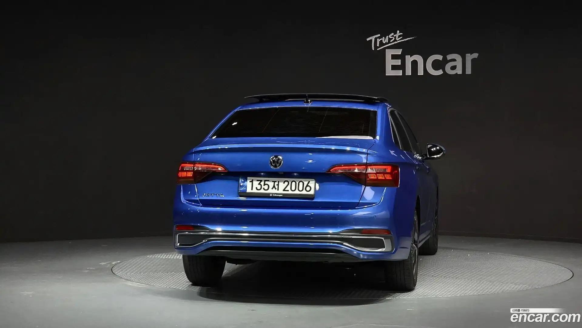 Jetta Volkswagen 2023.0-OUTER-004